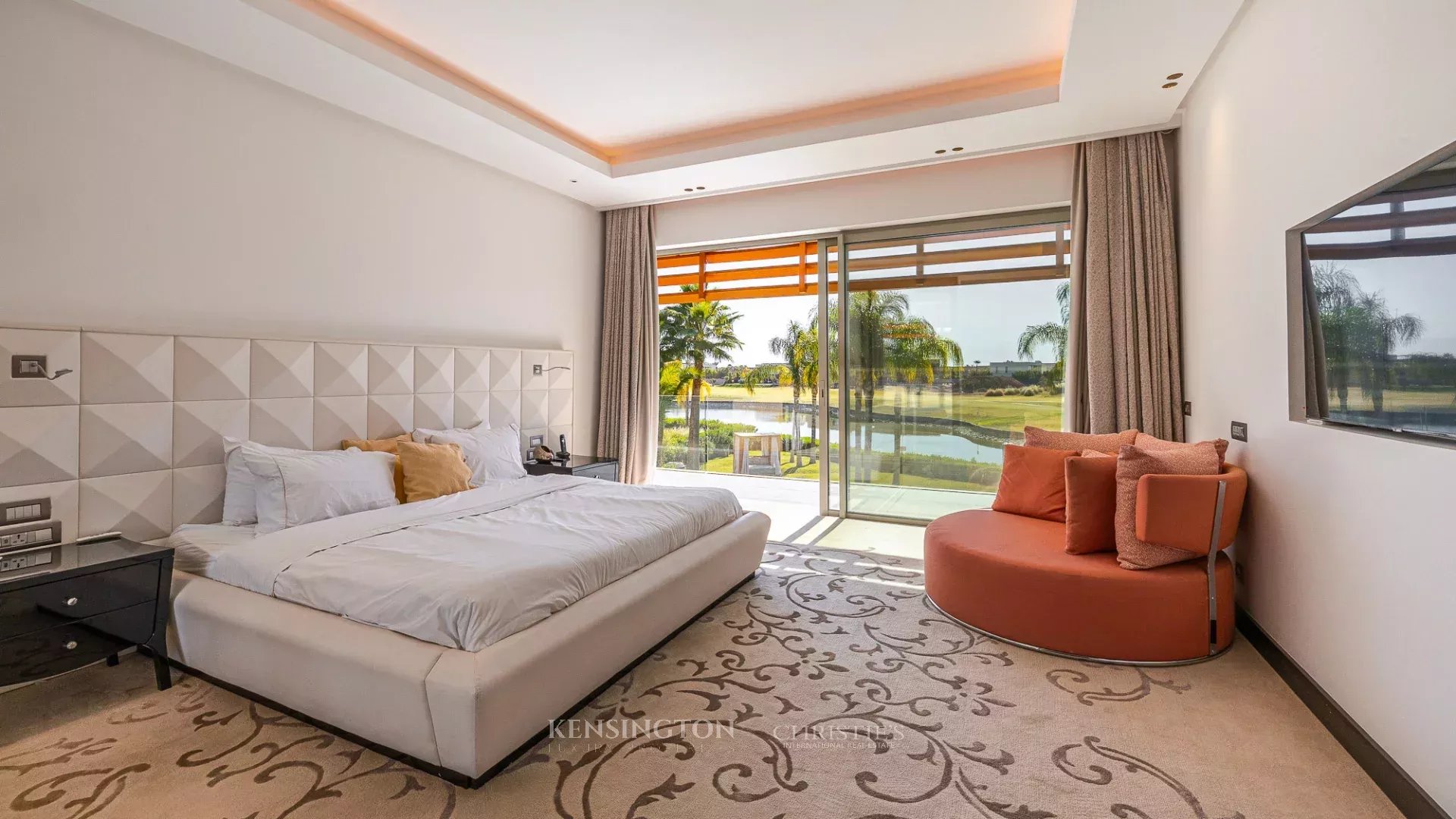 6 Bedroom Villa/Townhouse's Image 50