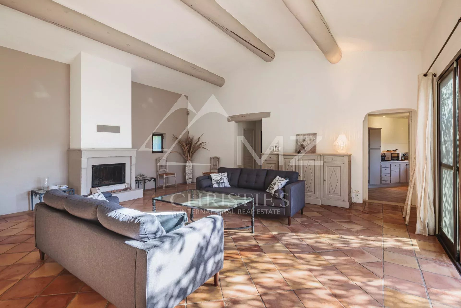 4 Bedroom Villa/Townhouse's Image 4