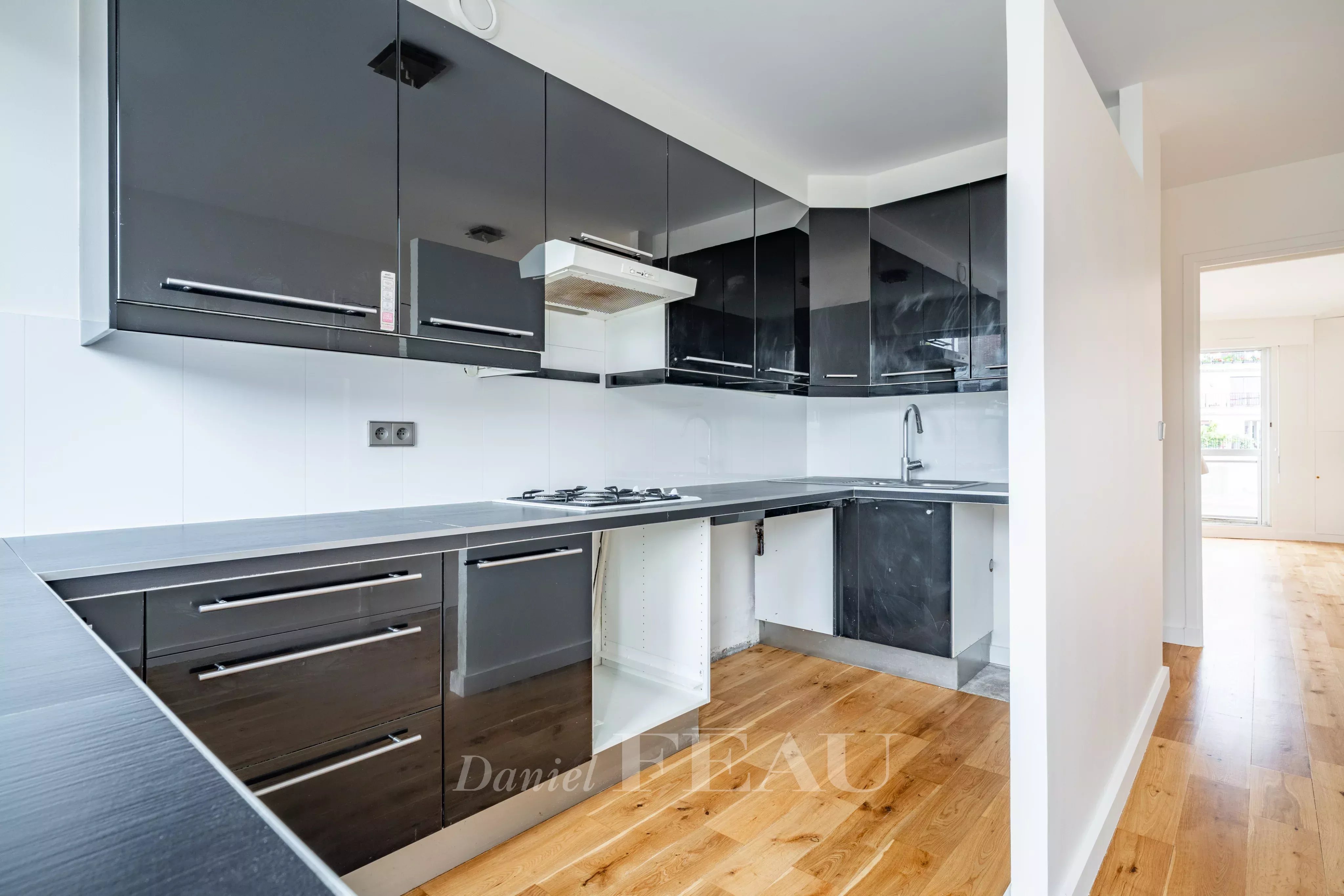 Sale Apartment Paris 16th