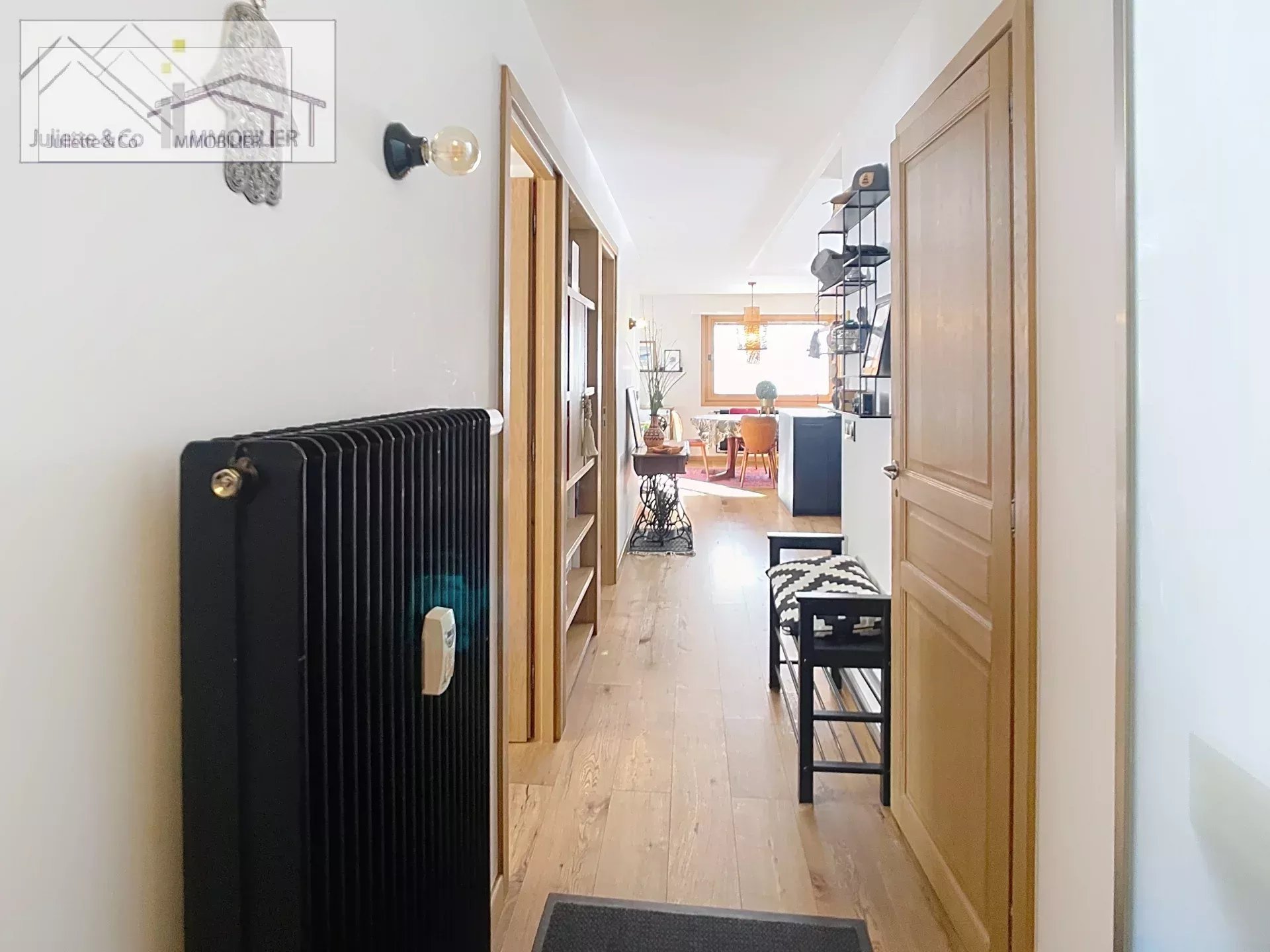 Photo of Modern 2-bedroom apartment in Chamonix-Mont-Blanc