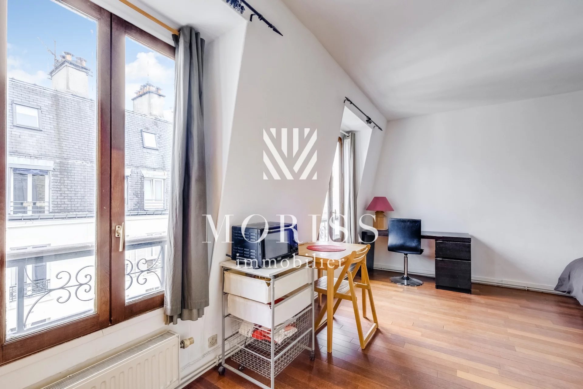 À vendre – Paris 17e Plaine Monceau / Ternes – Studio dernier ét - Image 1