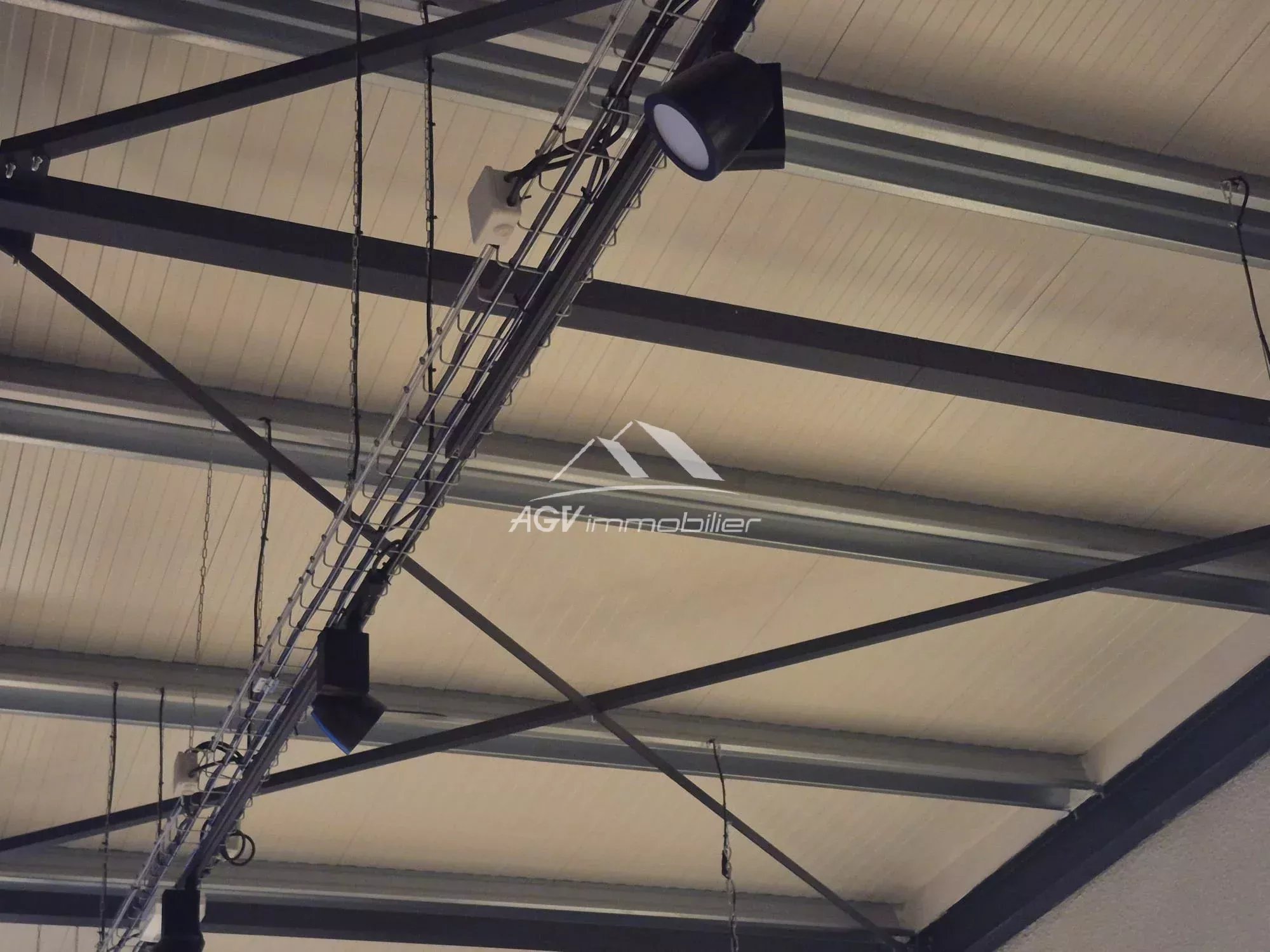 Sale Retail space Saint-Christol-lez-Alès