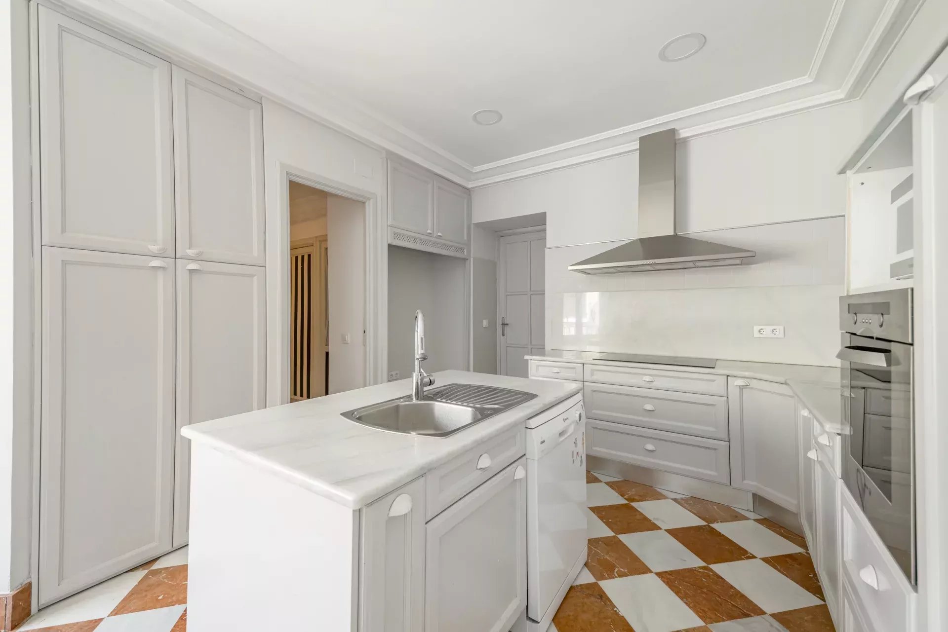 Daire Madrid - picture 15