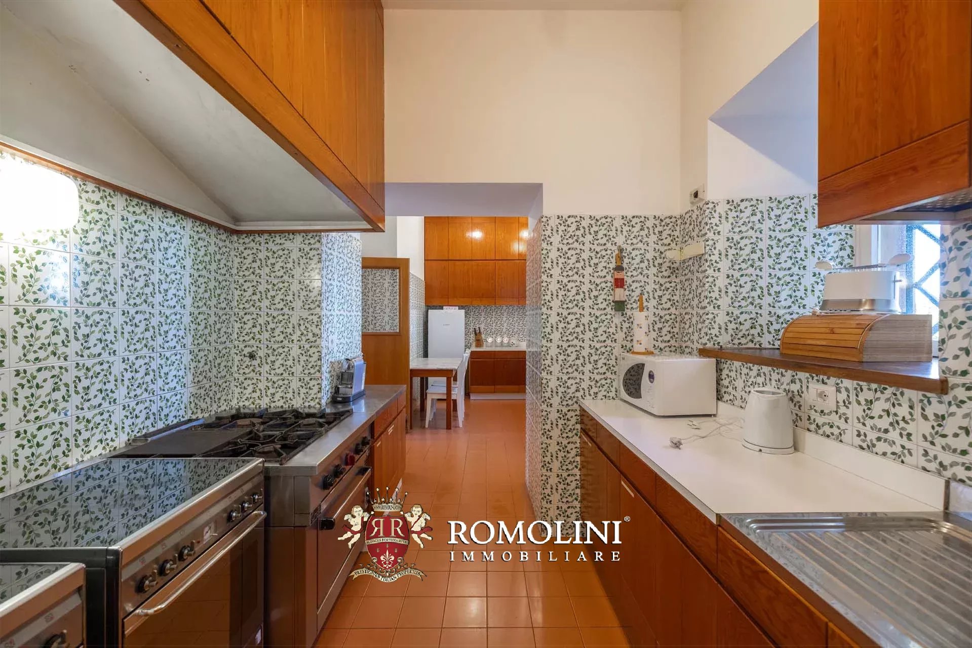 30 Bedroom Villa/Townhouse's Image 29