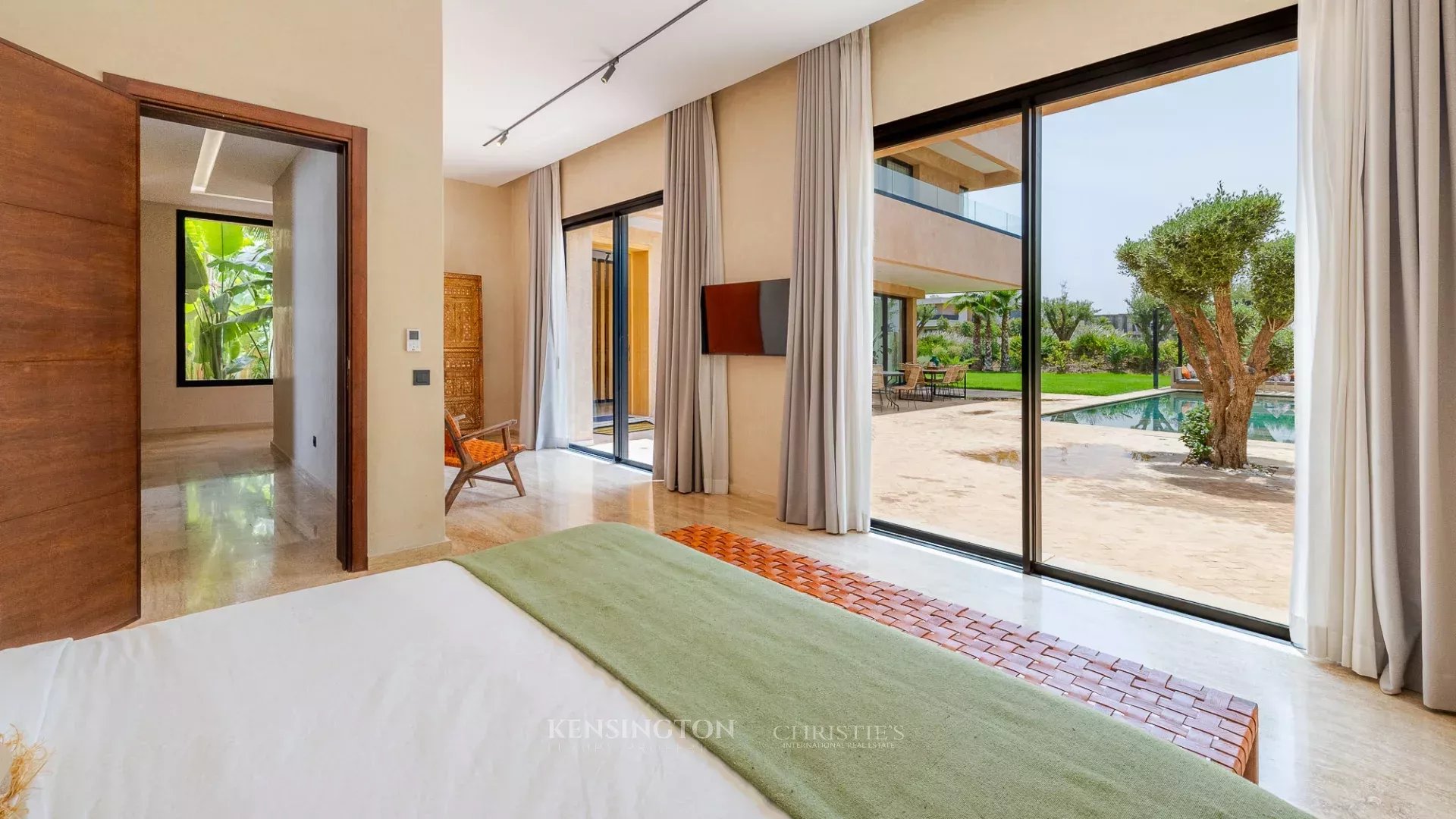 5 Bedroom Villa/Townhouse's Image 42