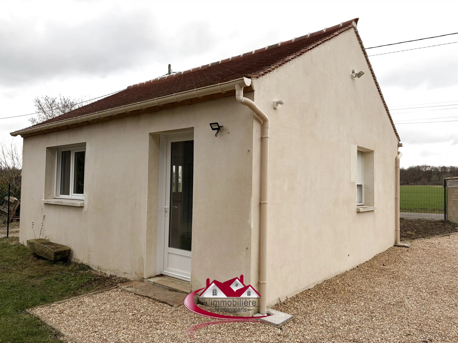 Bourdonné - Maisonnette avec jardin