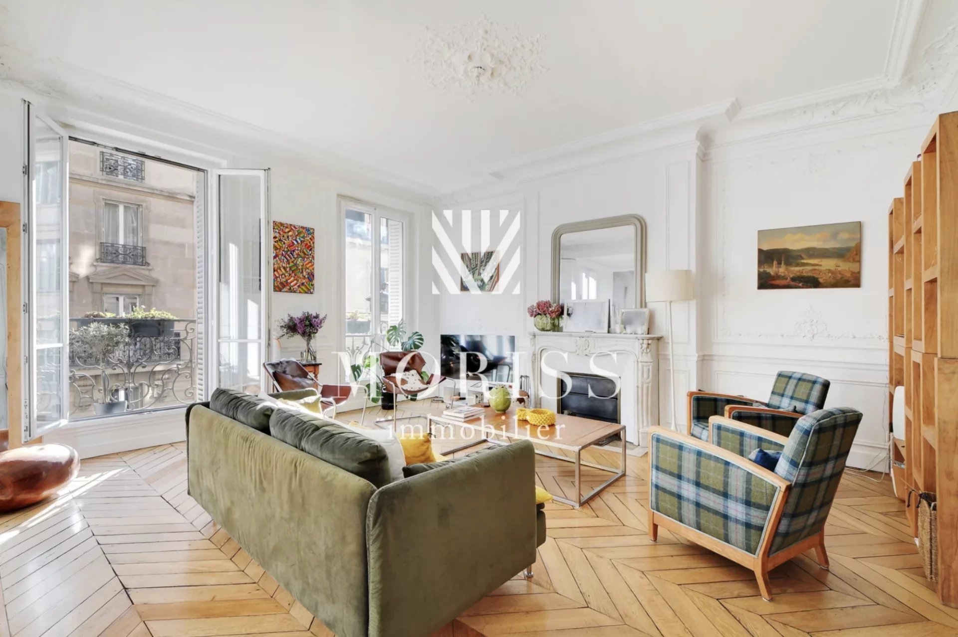 APPARTEMENT SIX PIÈCES - PARIS 18E - Image Array