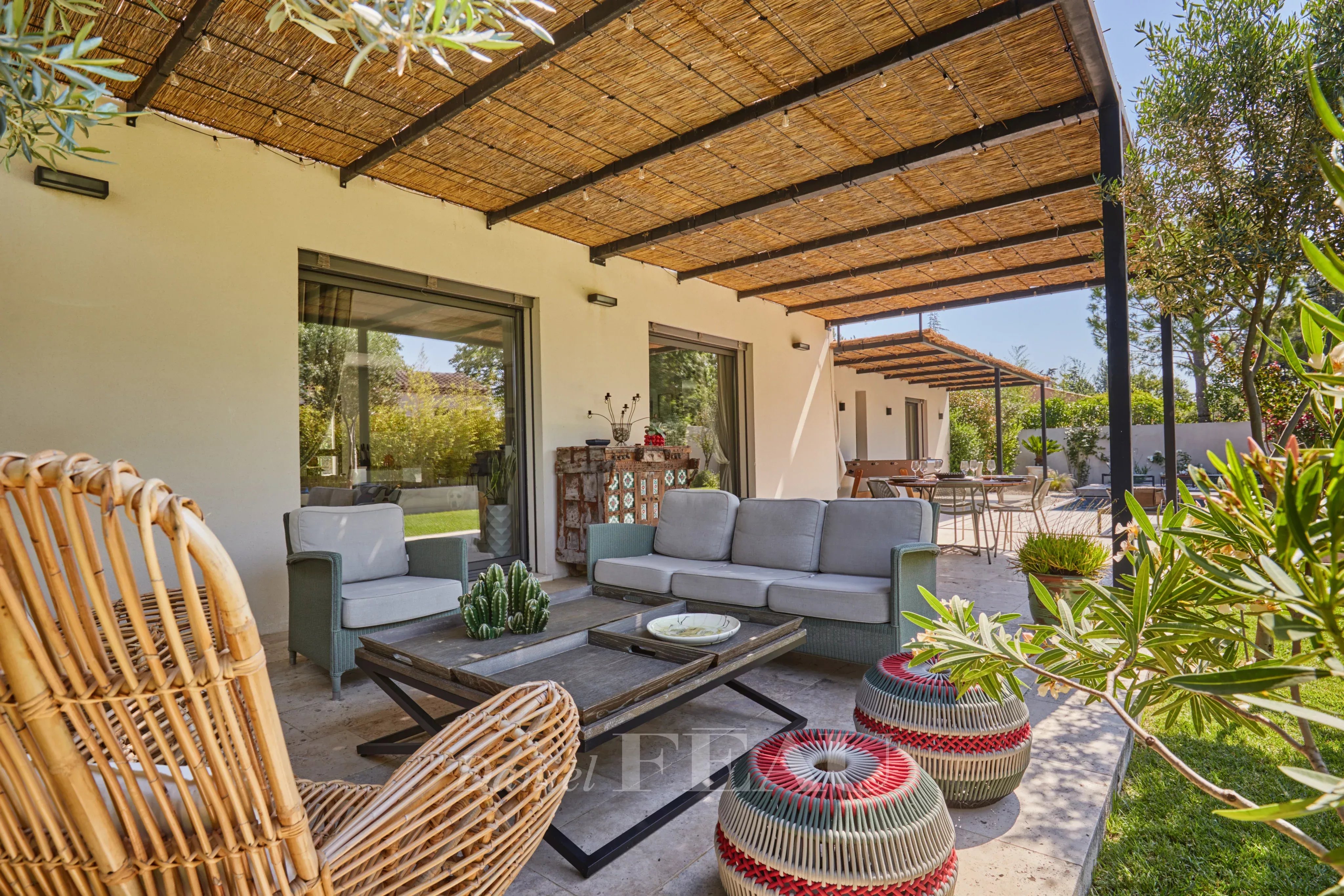 Sale House Paradou