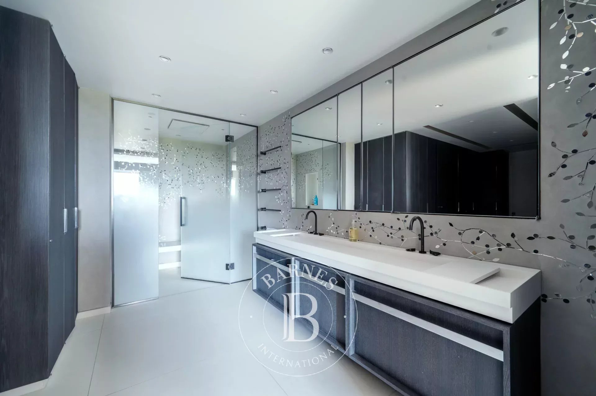 Neuilly-sur-Seine  - Appartement 6 Pi&egrave;ces 3 Chambres - picture 10