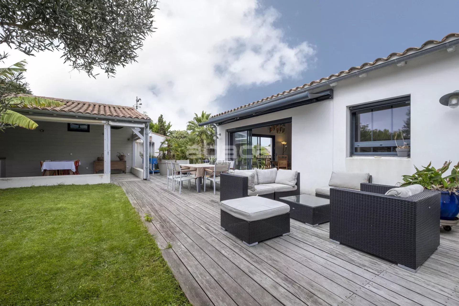 Agence immobilière de 