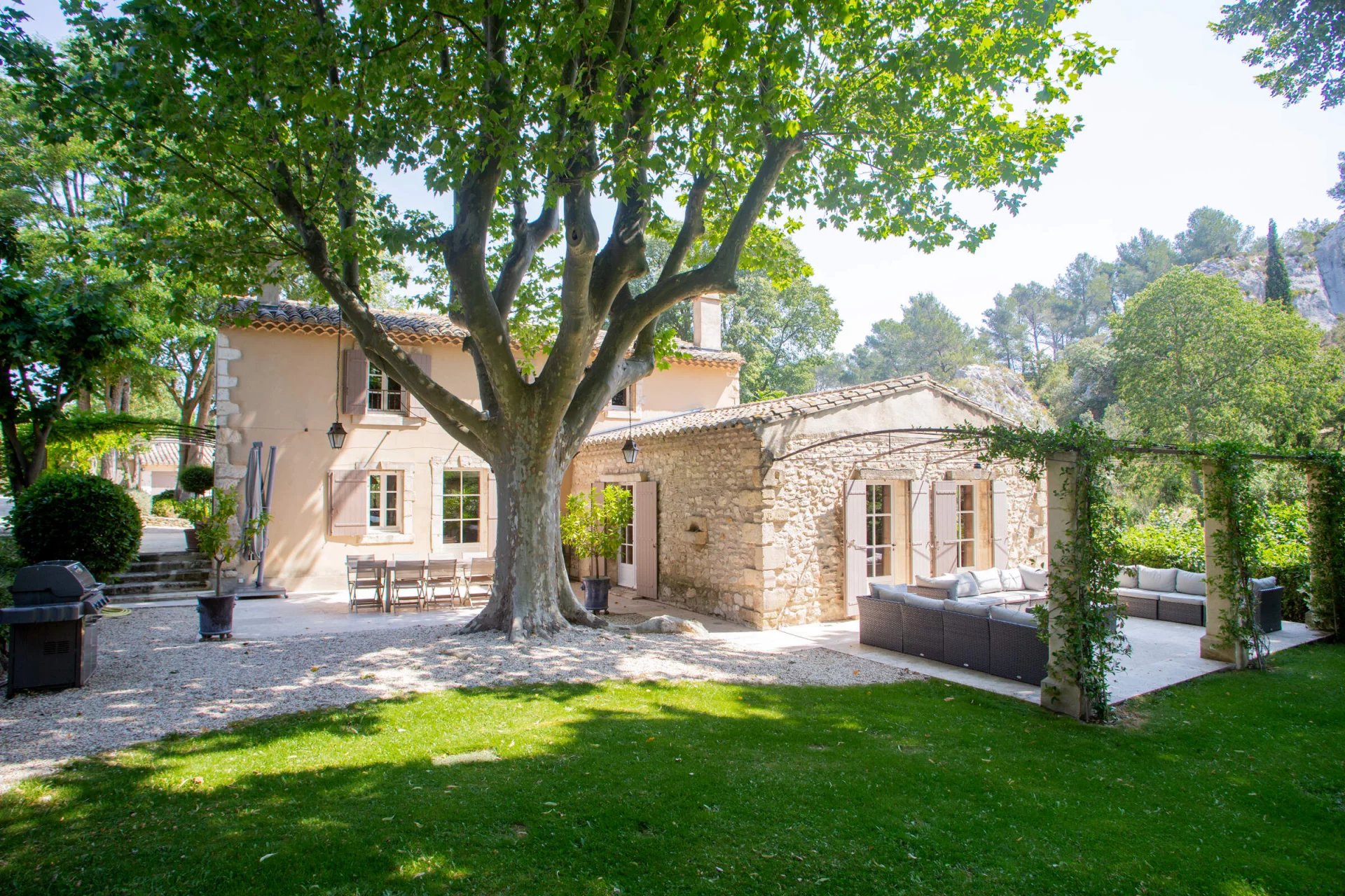 Saint-Rémy-de-Provence - Holiday rental - House - 14 Persons - 7 Bedrooms - 7 Bathrooms - Swimming pool