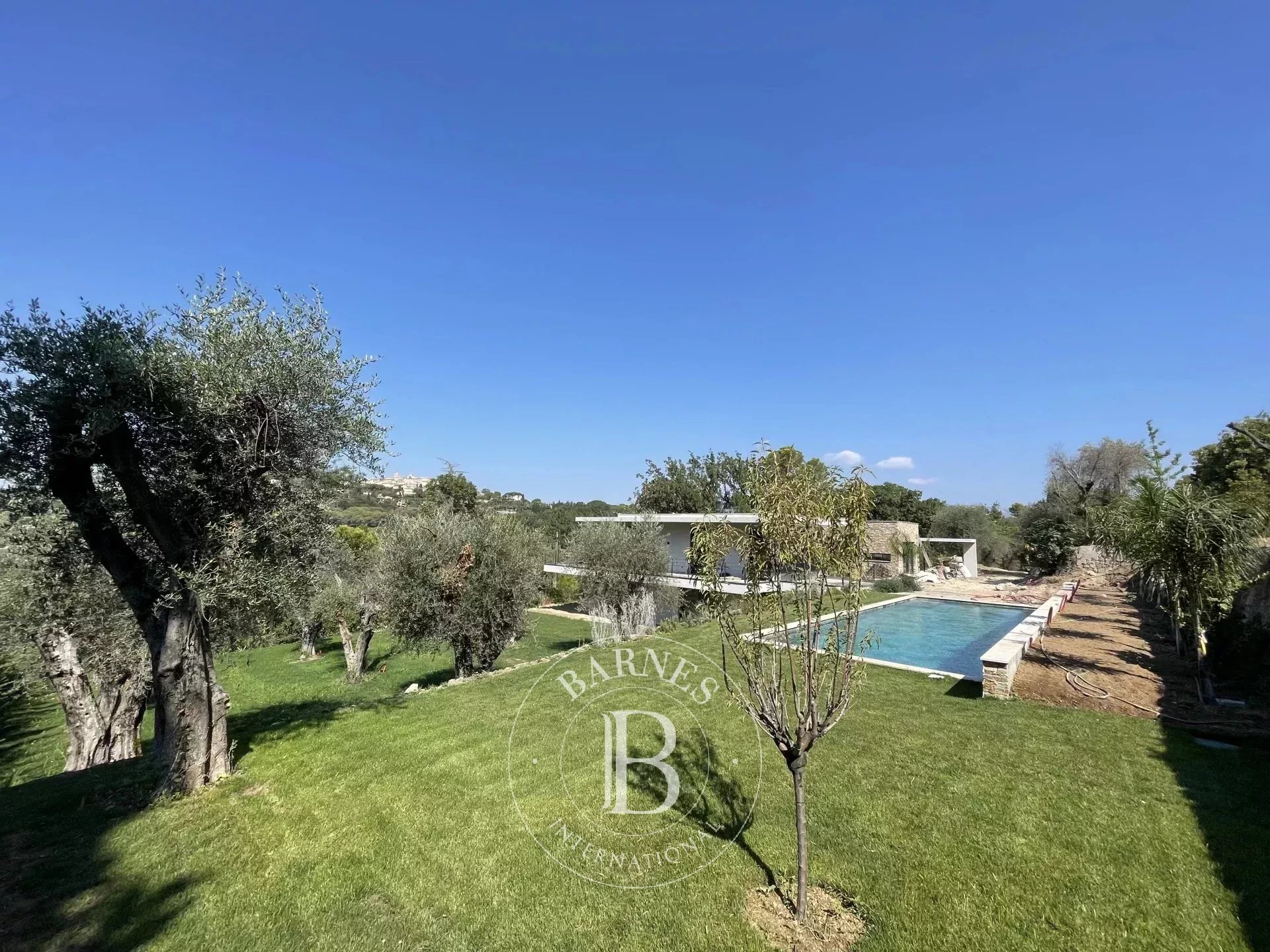 Ev Mougins - picture 4