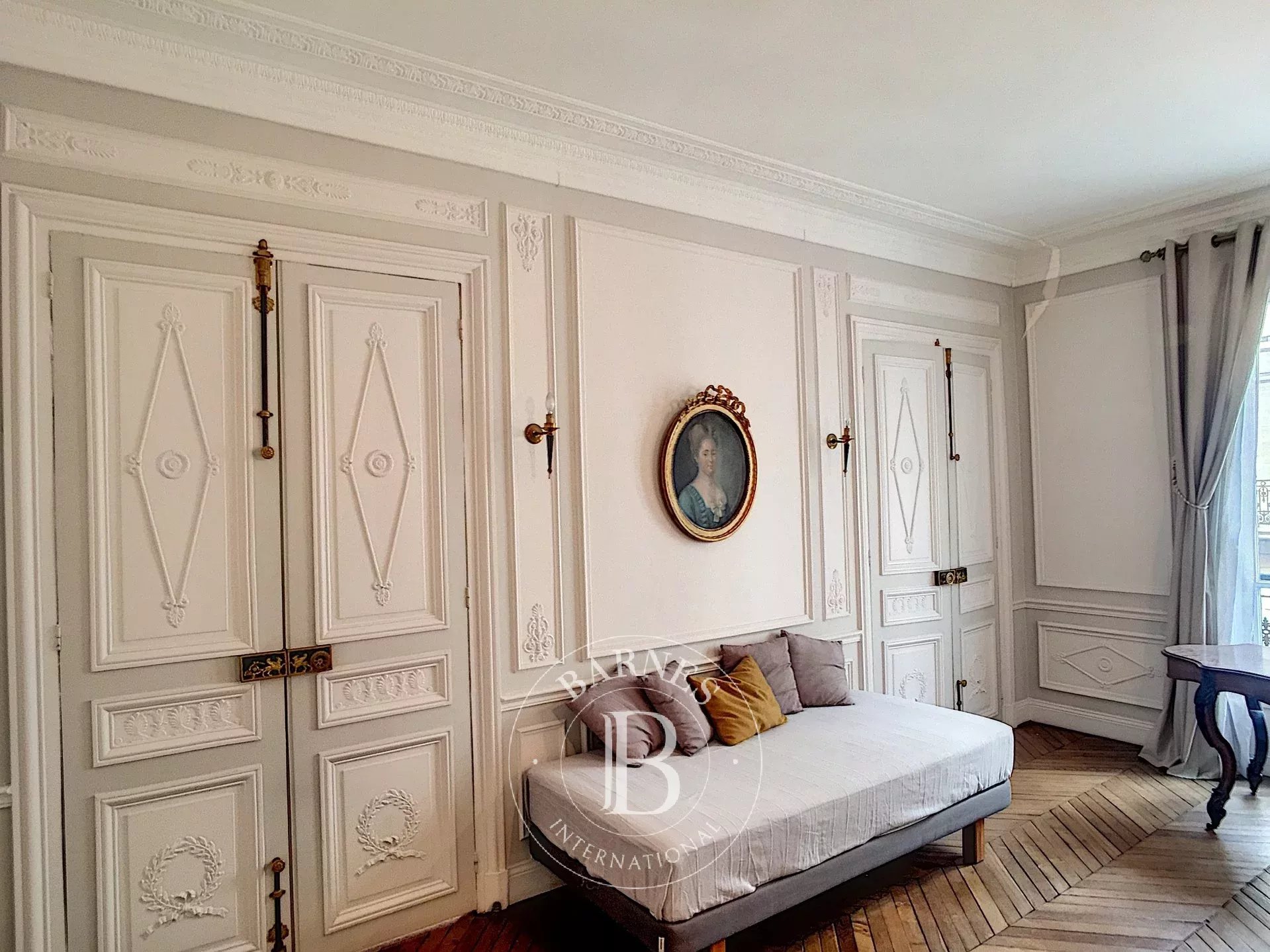 Daire Paris 8ème - picture 11