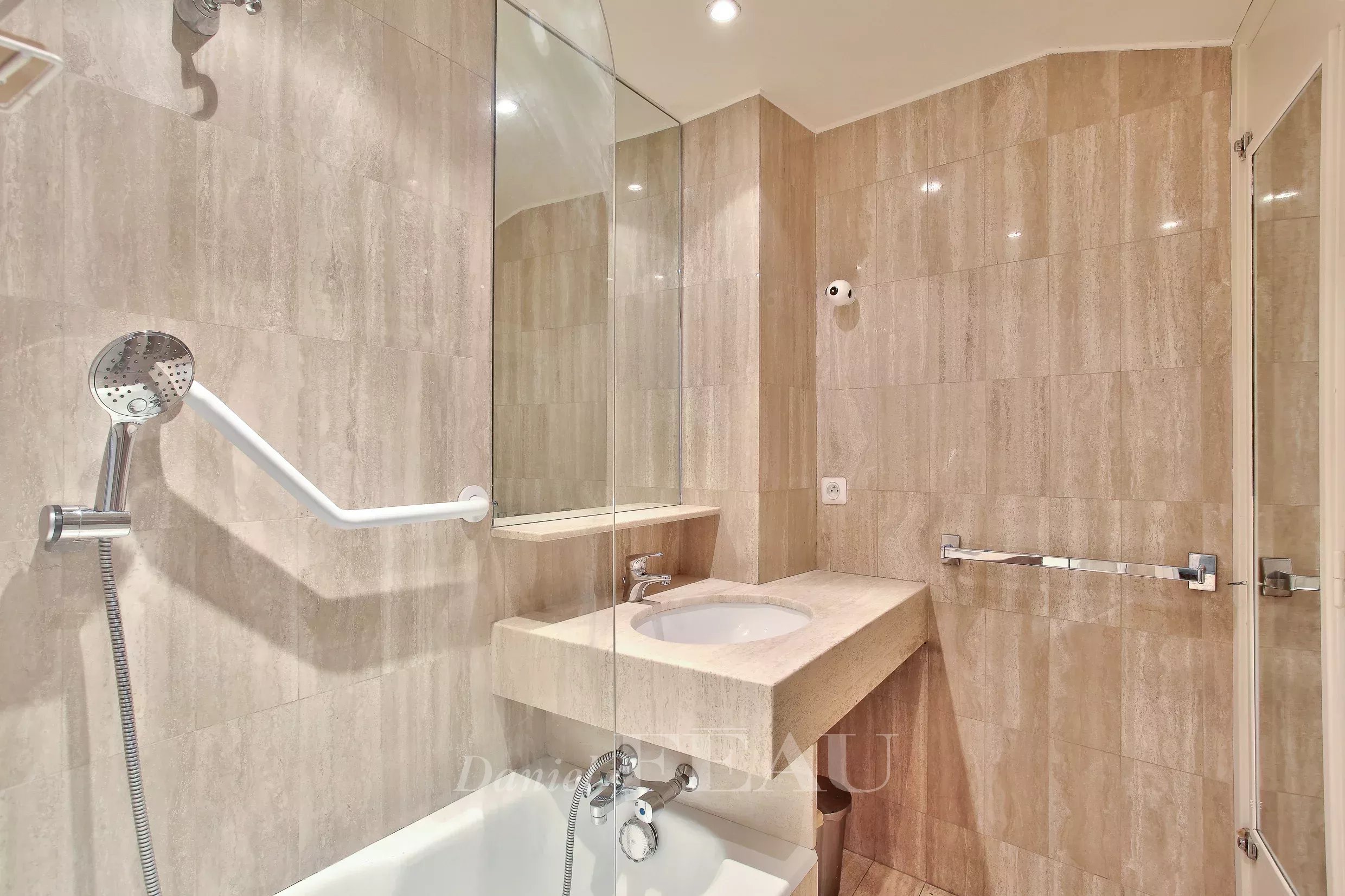 Rental Apartment Paris 17th