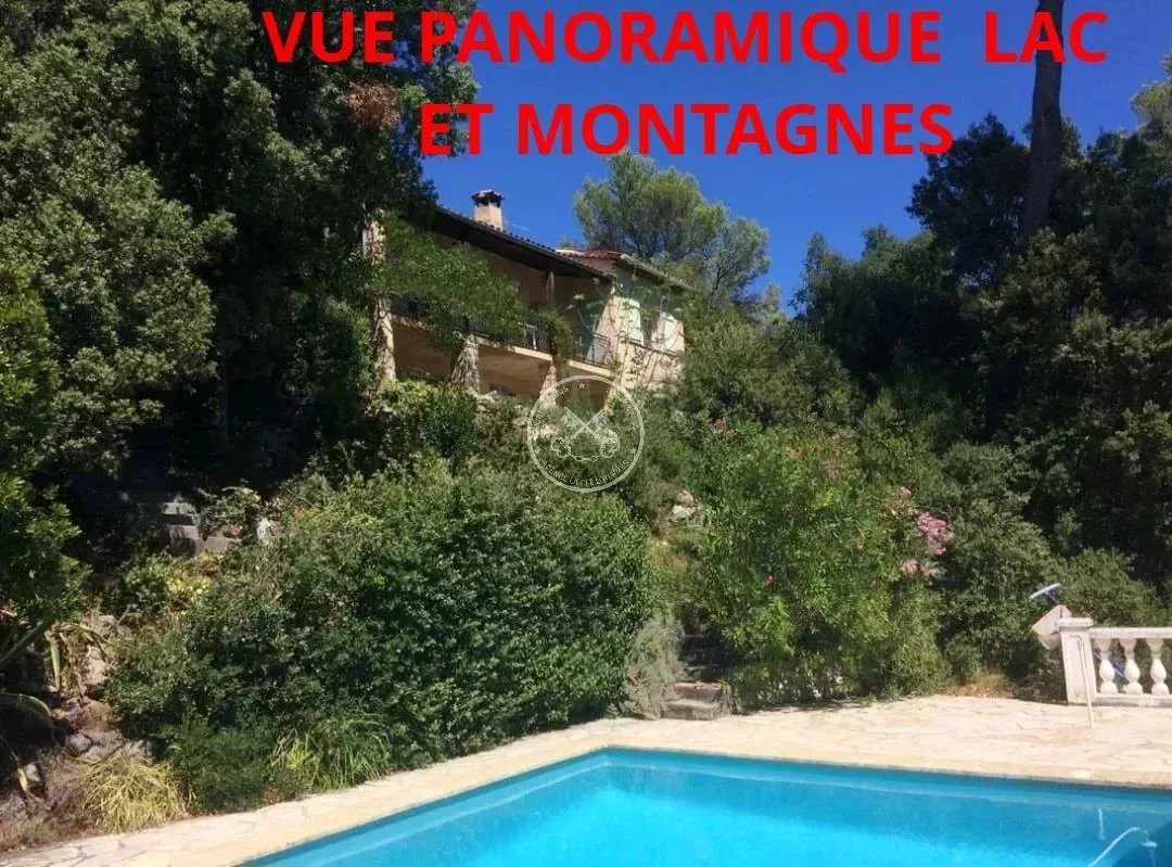 Montauroux - Villa de  4 chambres 240 m² avec piscine vue panoramique sur le lac