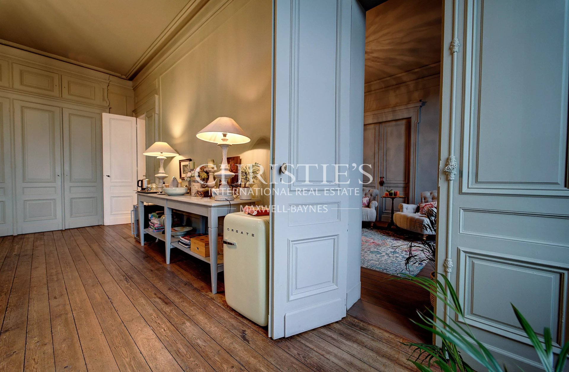 10 Bedroom Villa/Townhouse's Image 11