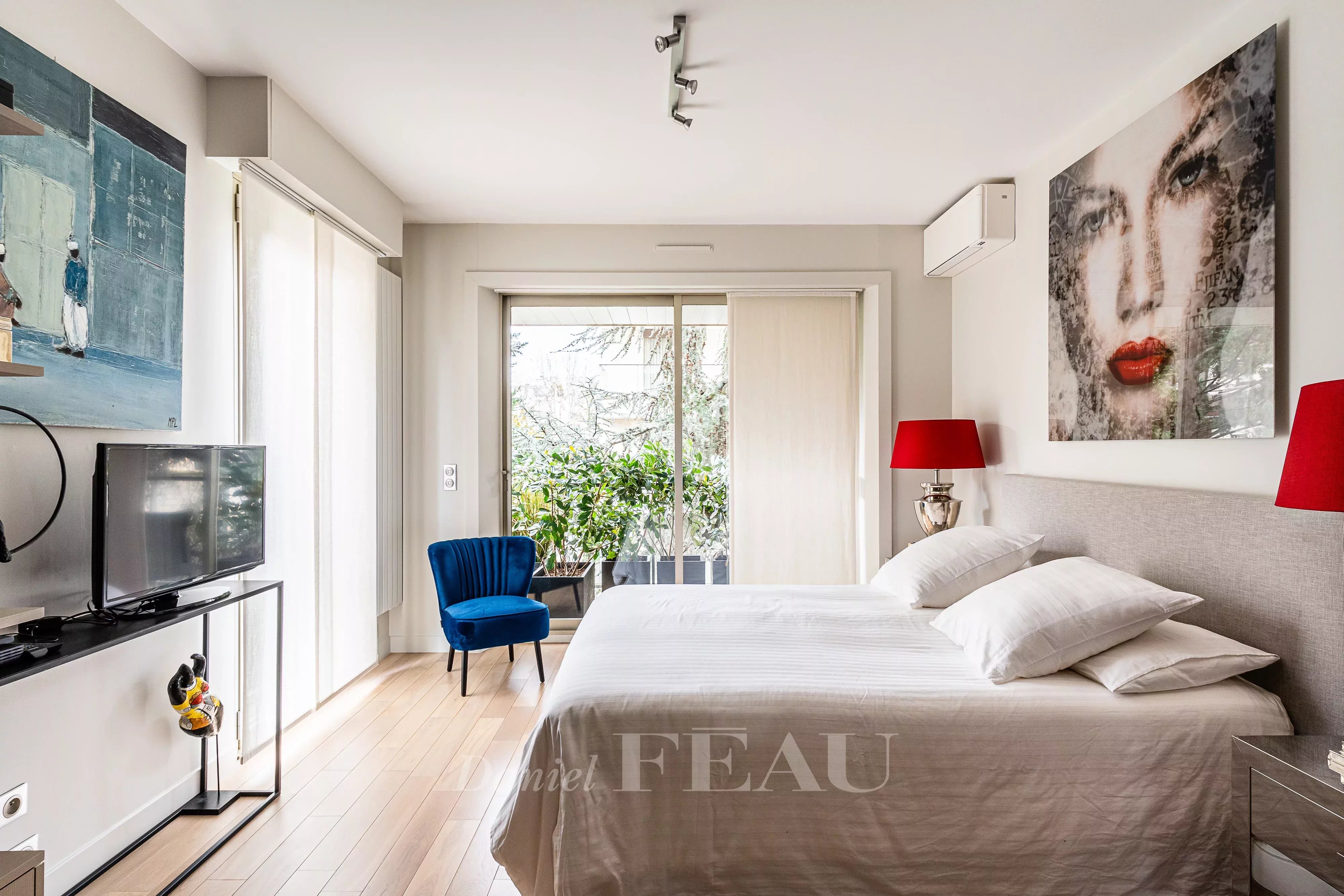 Sale Apartment Neuilly-sur-Seine
