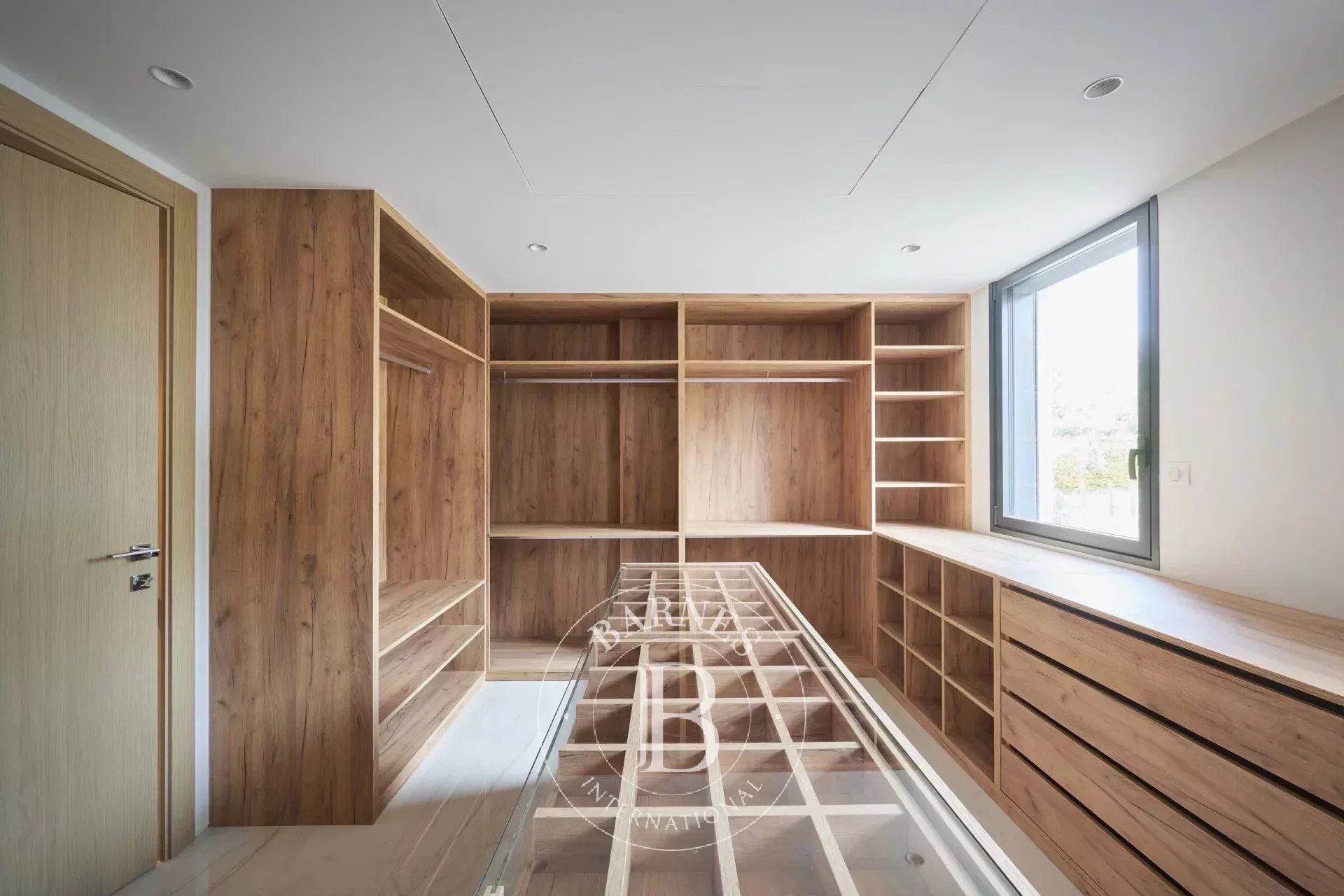 Ev Mougins - picture 17