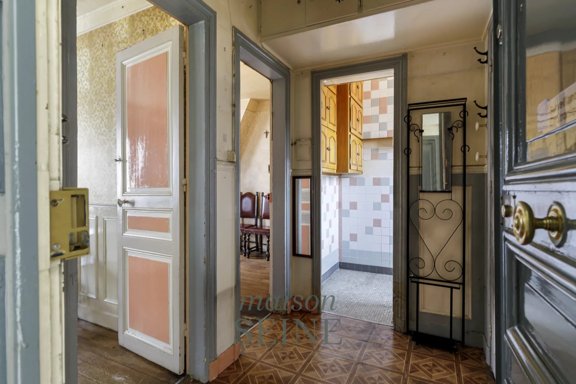 Agence immobilière de 