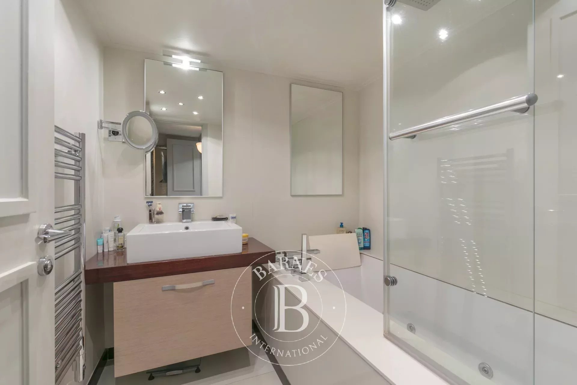 Daire Paris 8ème - picture 17