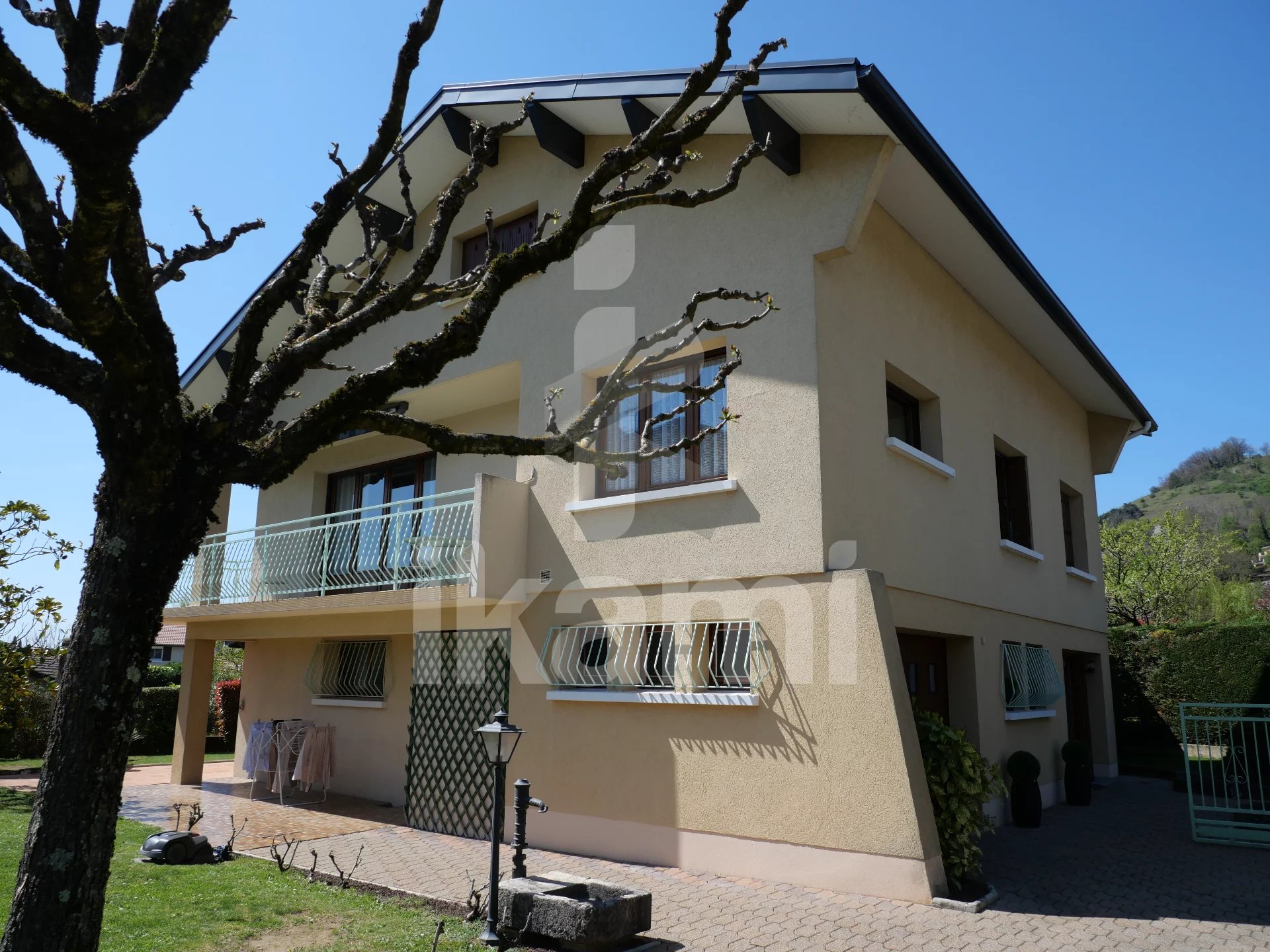 Maison de 181 m2 à Saint-Marcellin, à proximité de Chatte, S