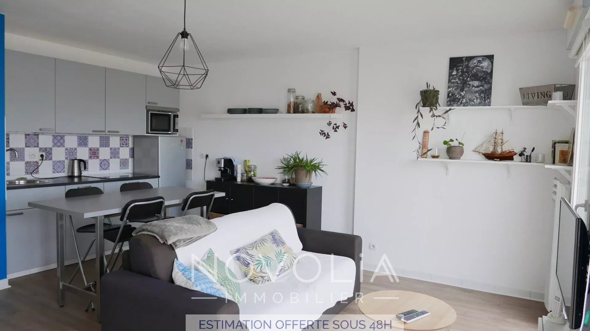 Achat Appartement Surface de 40.85 m/ Total carrez : 40 m, 2 pices, Lyon 8me (69008)