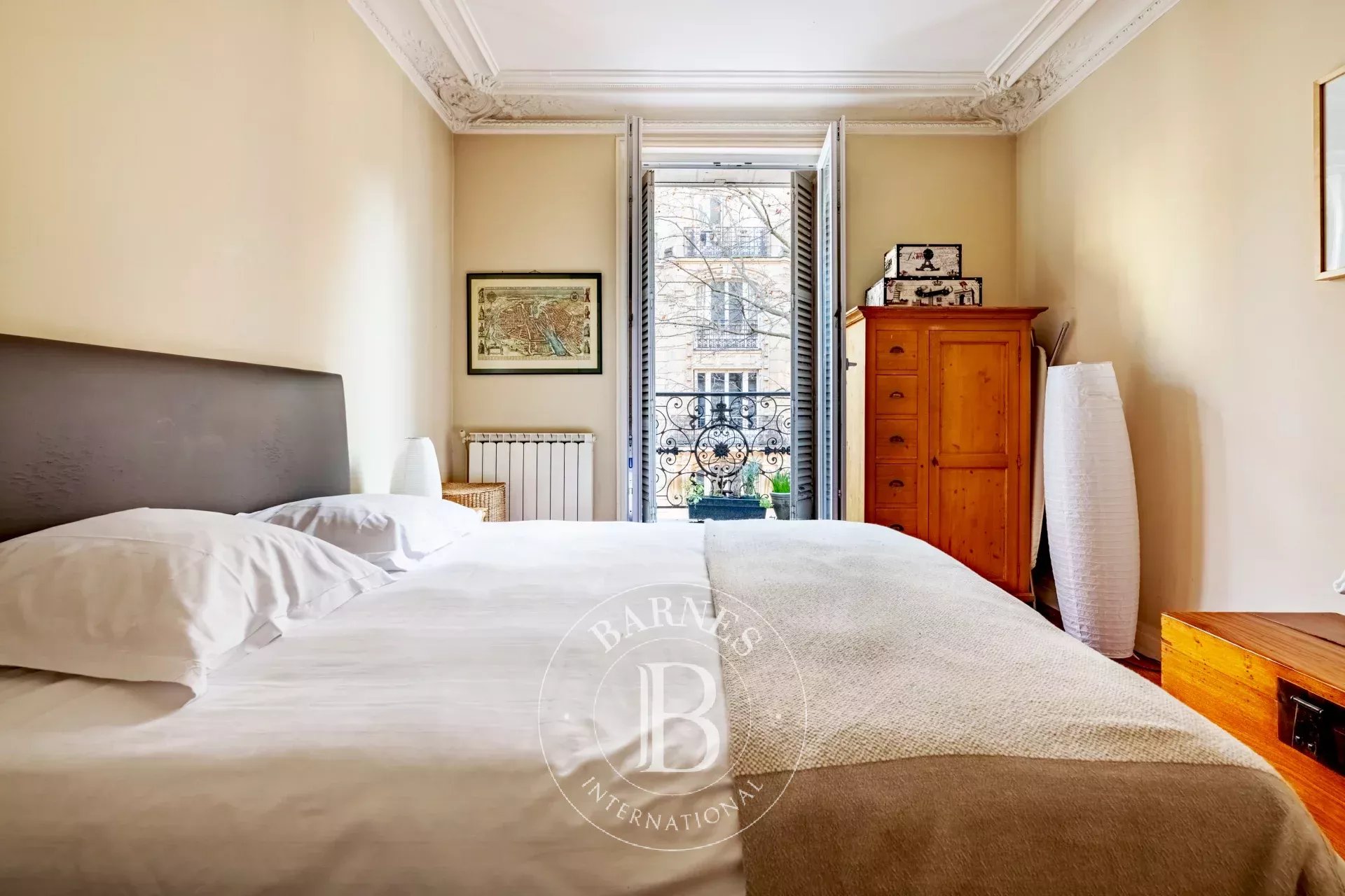 Daire Paris 4ème - picture 19