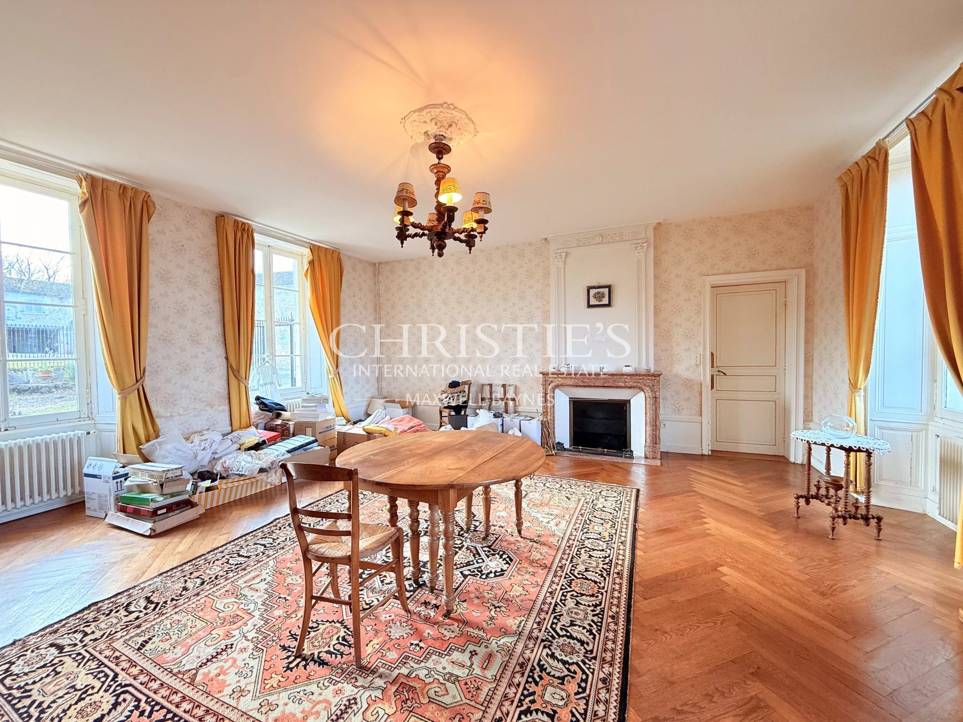 10 Bedroom Villa/Townhouse's Image 14