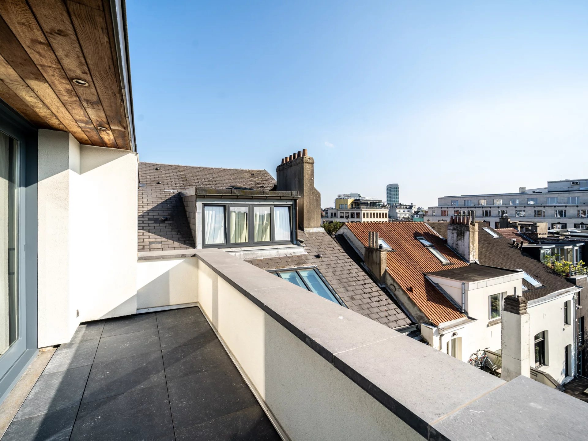 Ixelles - Penthouse 4 chambres 1 parking