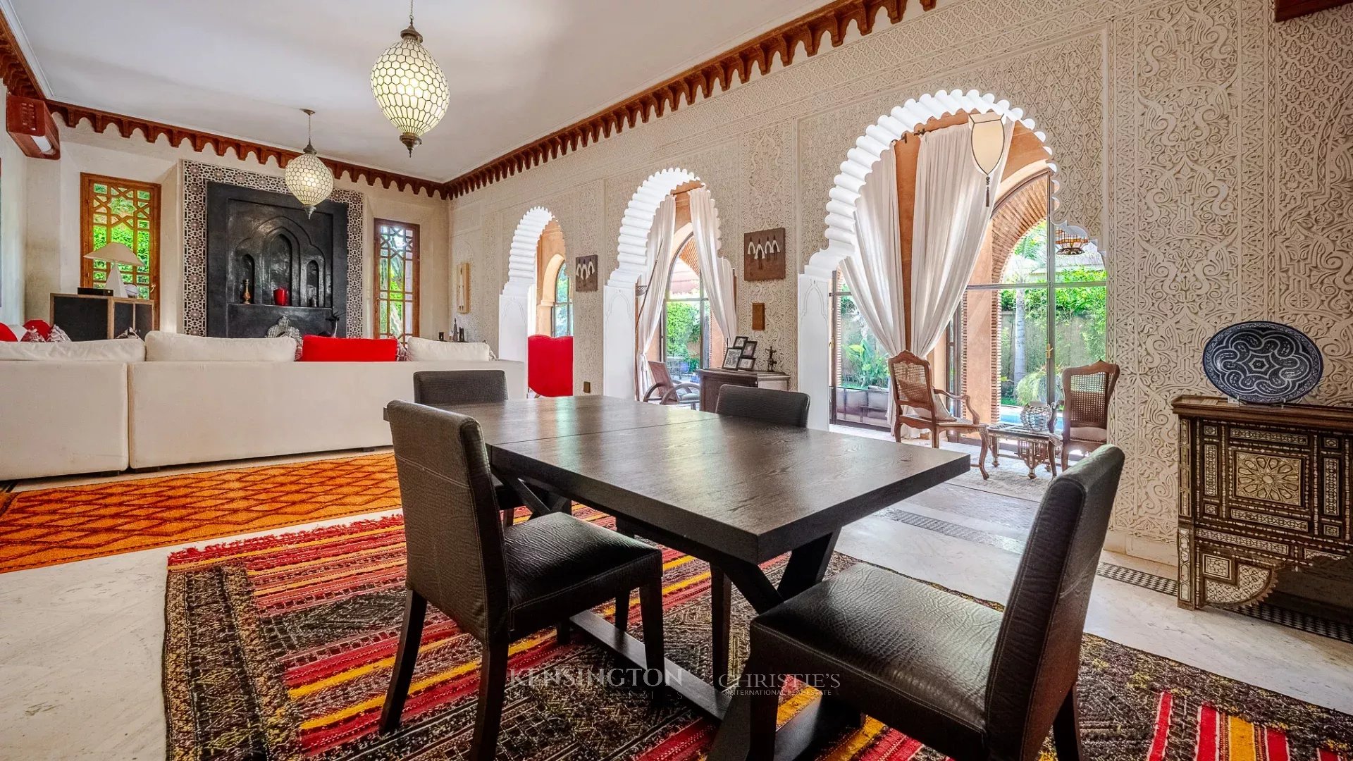 4 Bedroom Villa/Townhouse's Image 6