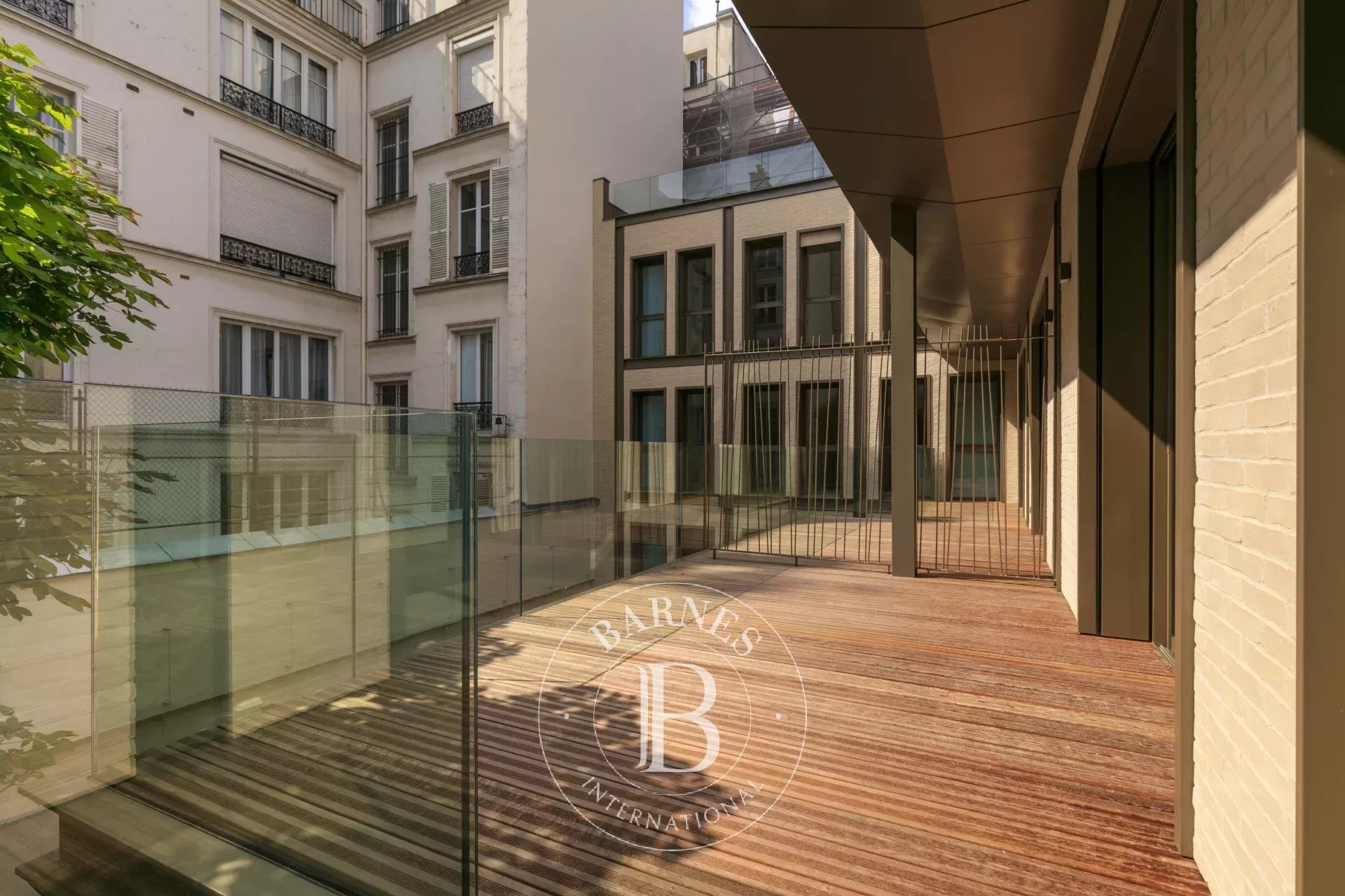 Daire Paris 8ème - picture 15