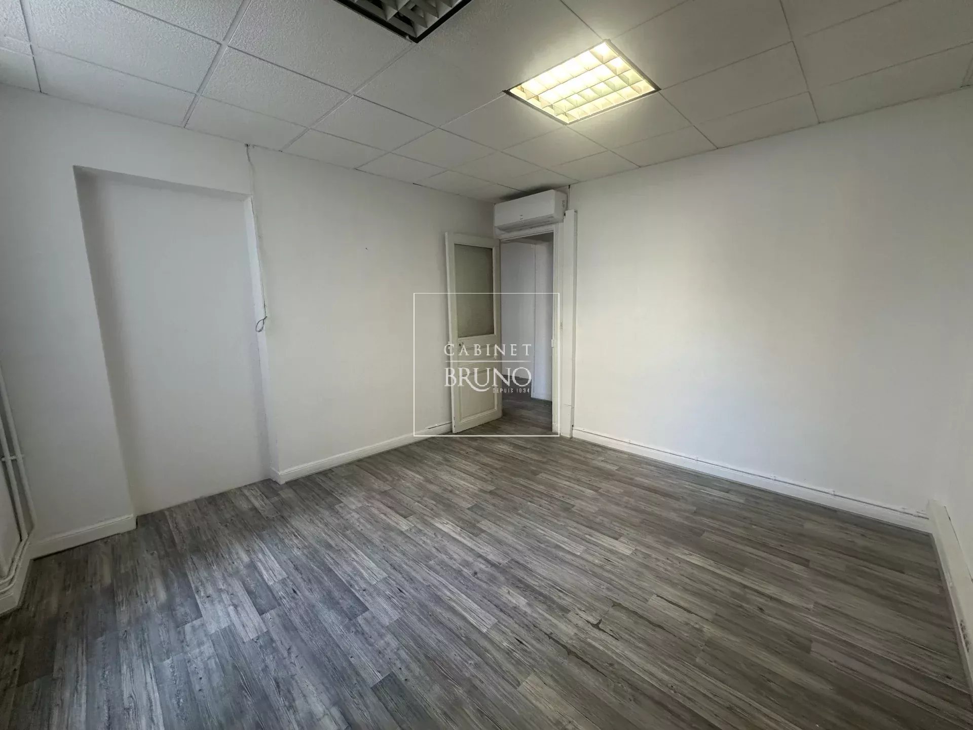 Rental Office Cannes