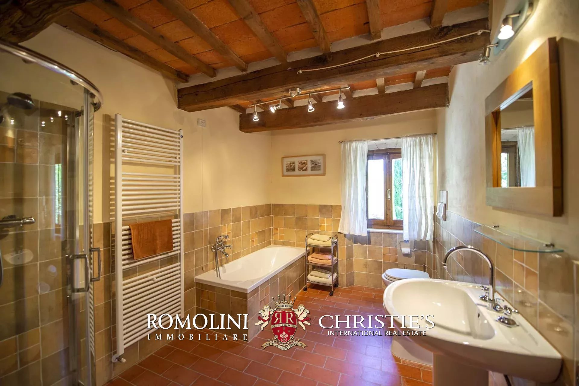 10 Bedroom Villa/Townhouse's Image 76