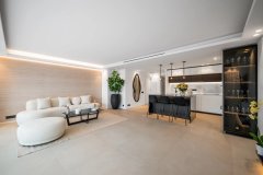 Exceptional Apartment – Top Floor with Panoramic Sea View — photo 4 of 7