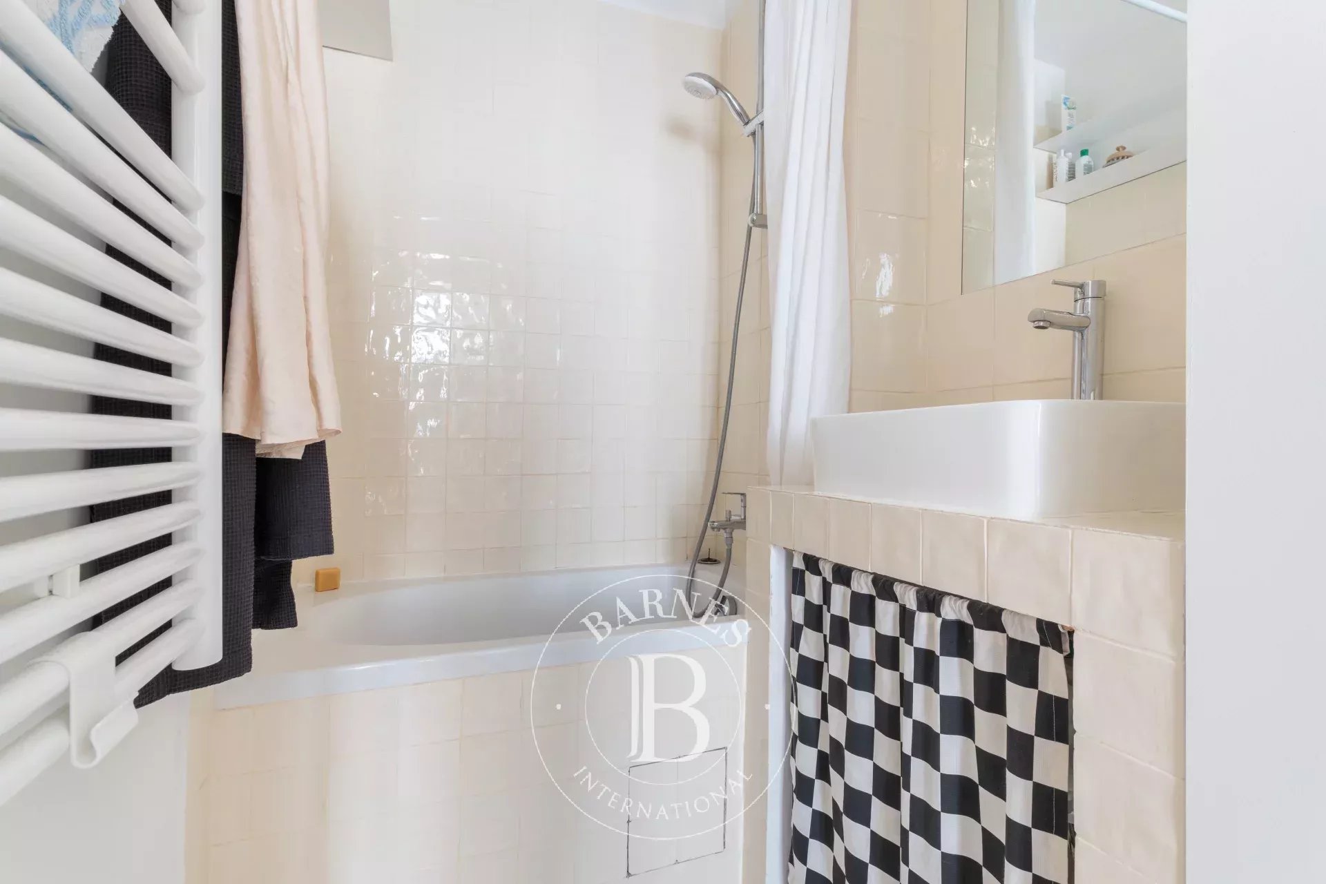 Daire Paris 20ème - picture 10