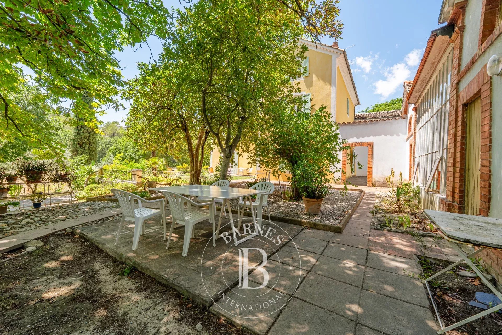 Kirevi Aix-en-Provence - picture 35