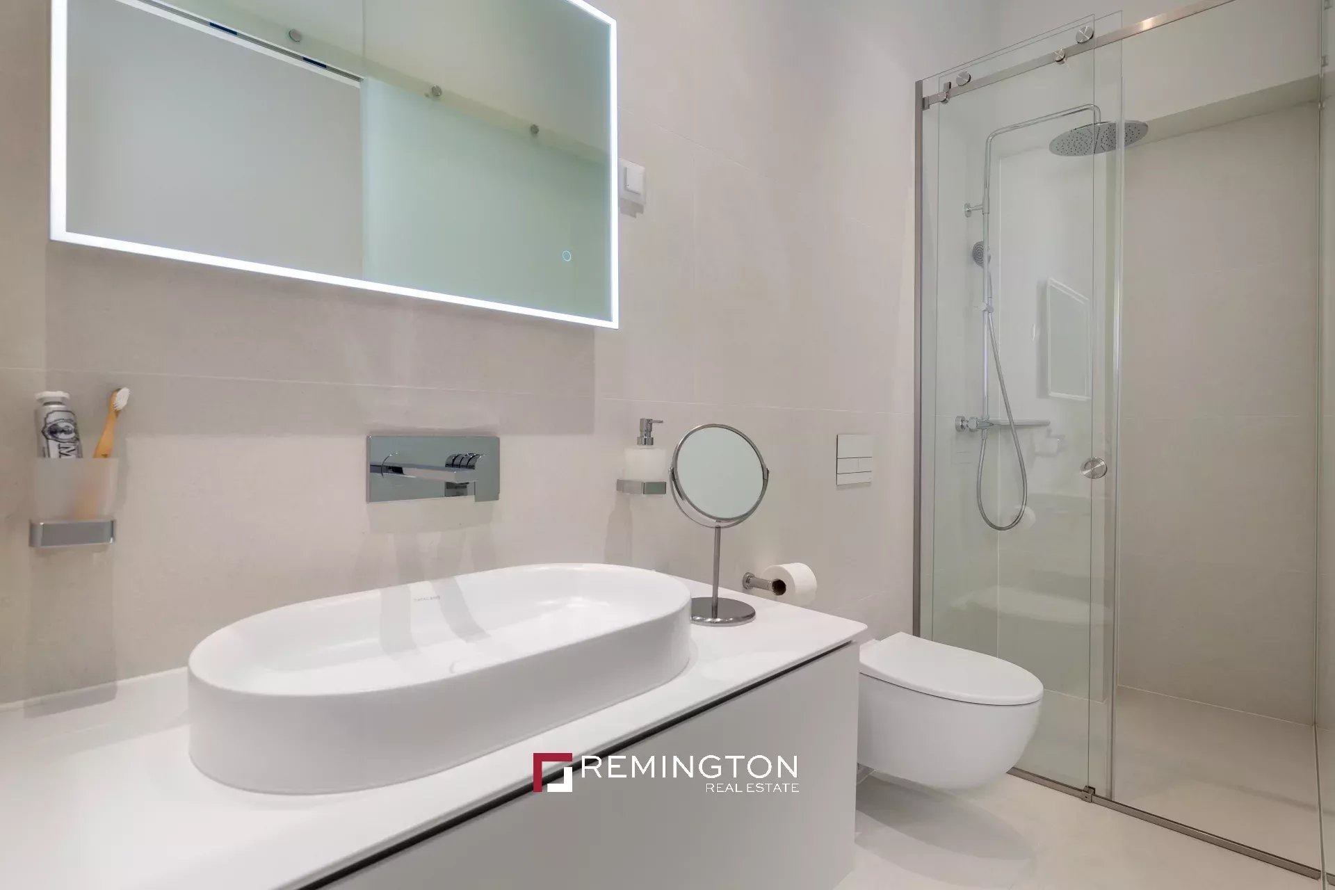 2 Bedroom Apartment/Flat's Image 9