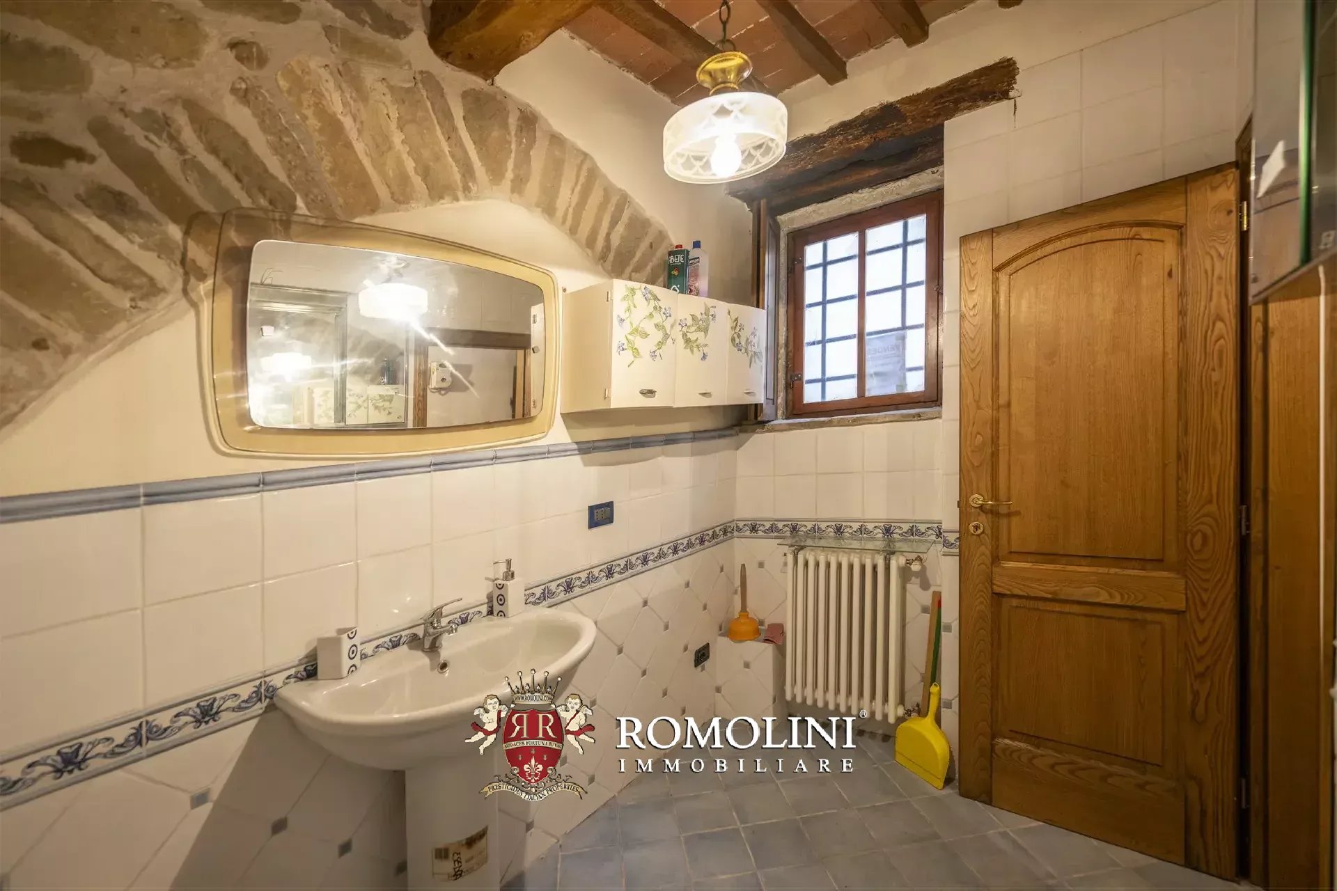 CIELOTERRA RISTRUTTURATO IN VENDITA NEL CENTRO STORICO DI SANSEPOLCRO