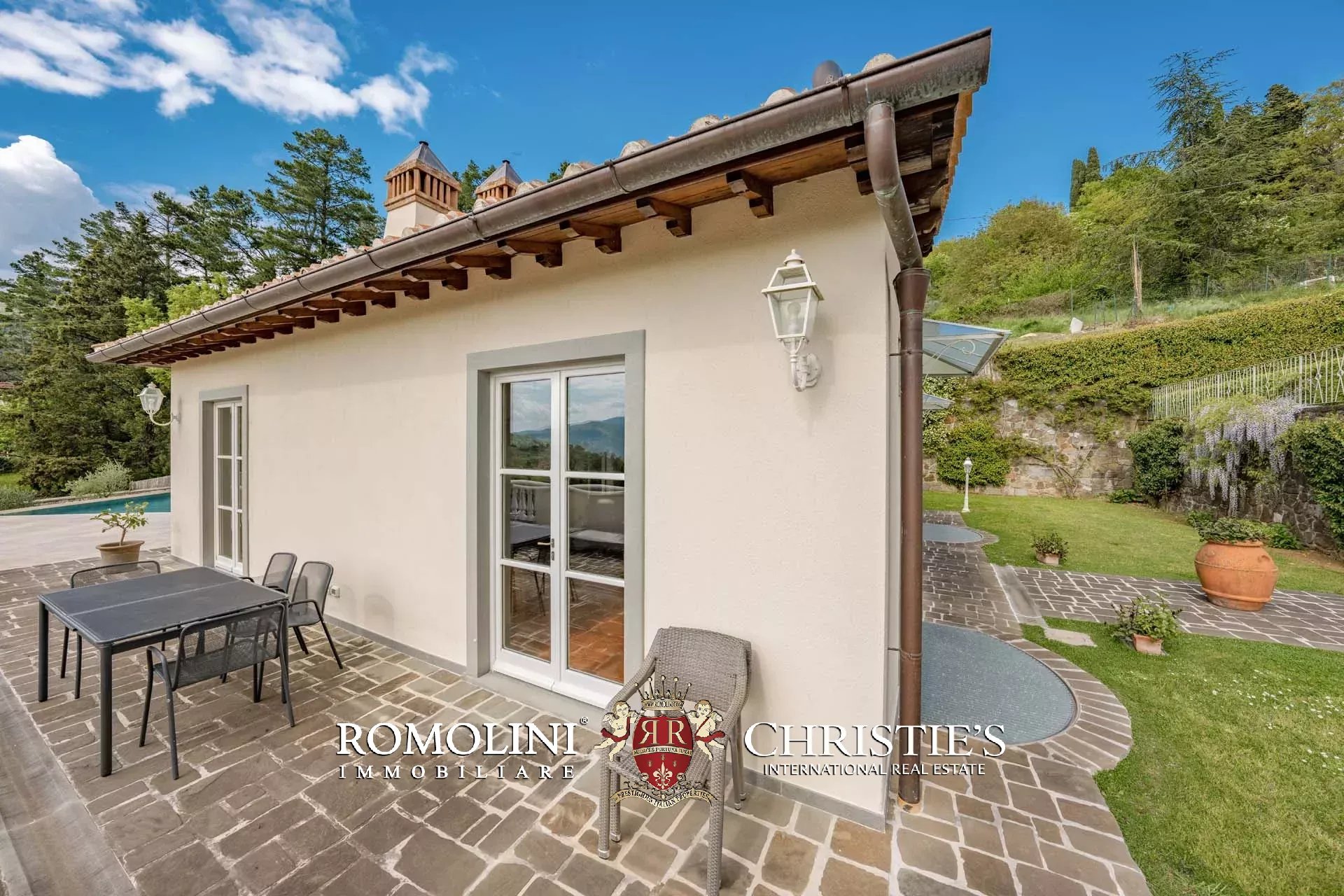 10 Bedroom Villa/Townhouse's Image 148