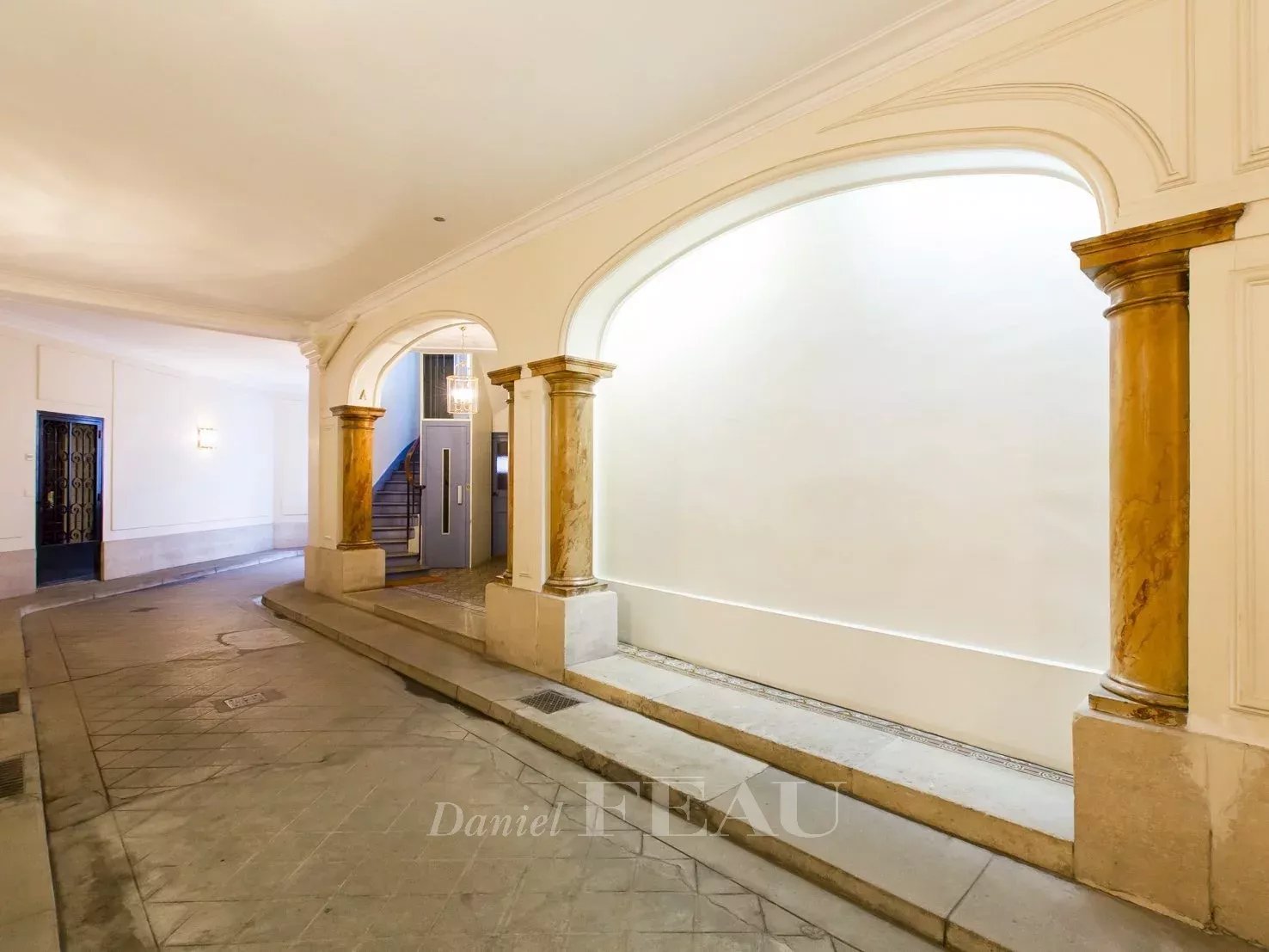 Rental Studio Paris 6th