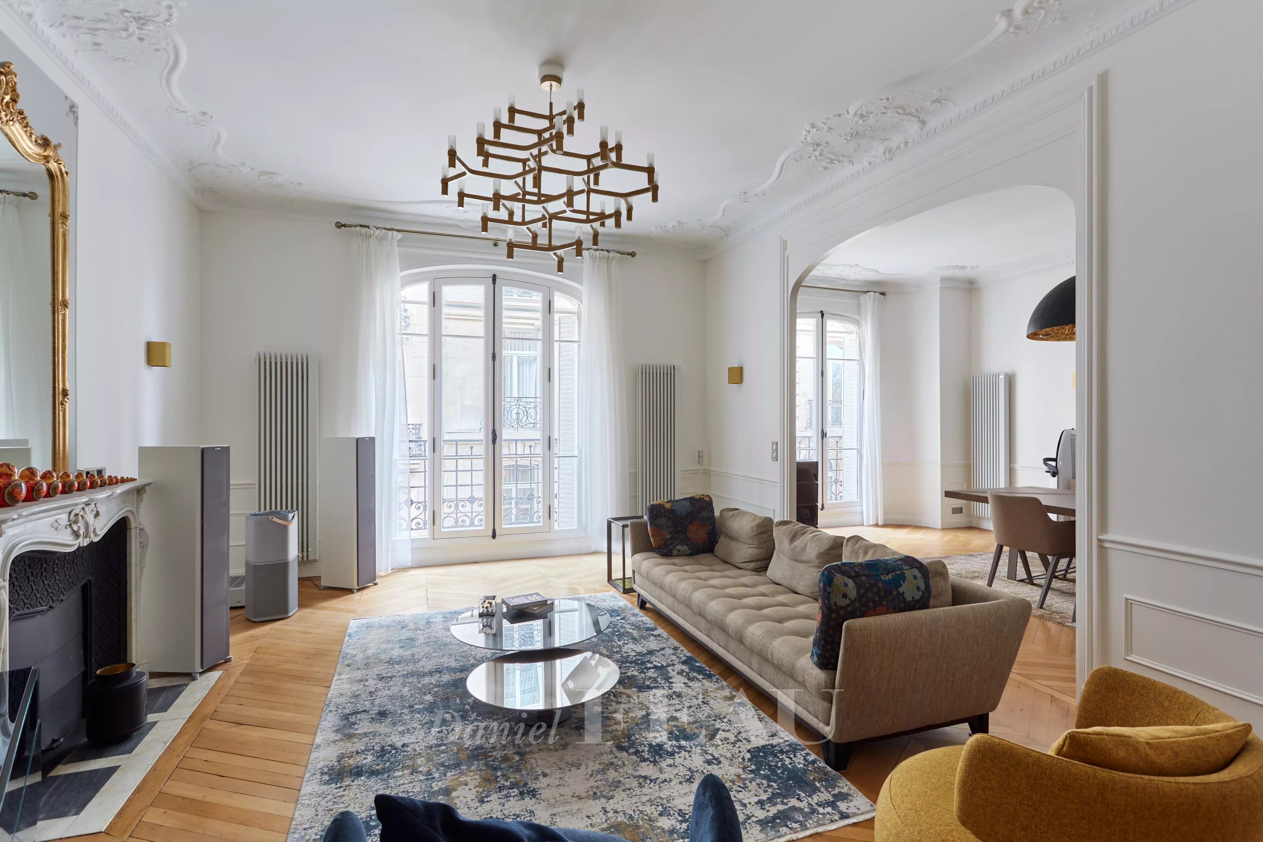 Sale Apartment Paris 16th