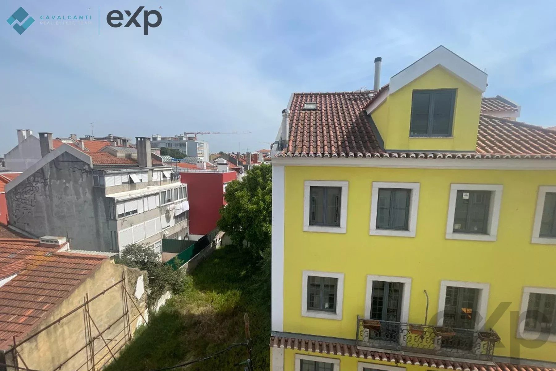 T2 WITH TEJO VIEW IN GRAÇA | AUTHENTIC CHARM IN THE HEART OF LISBON 87114945 image 42