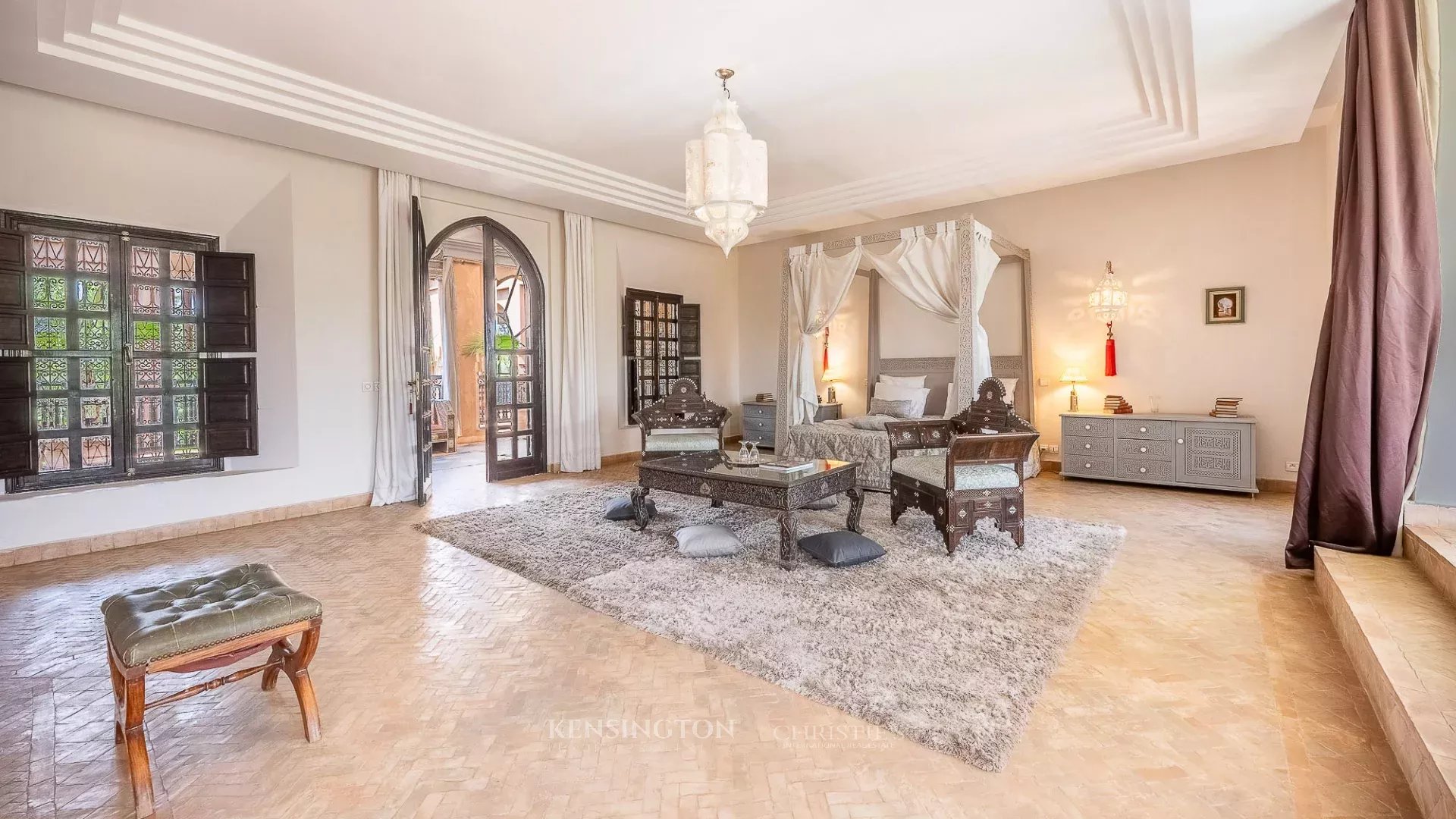 11 Bedroom Villa/Townhouse's Image 15