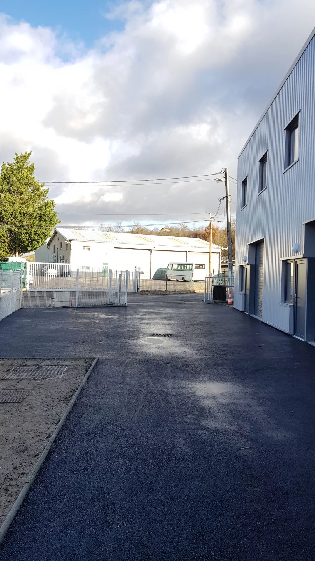 Location Local Saint-Genis-Laval