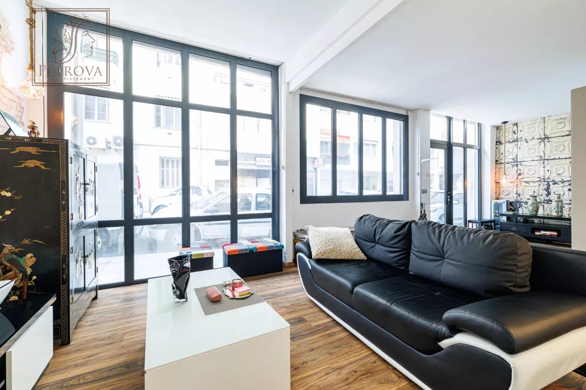 Agence immobilière de 