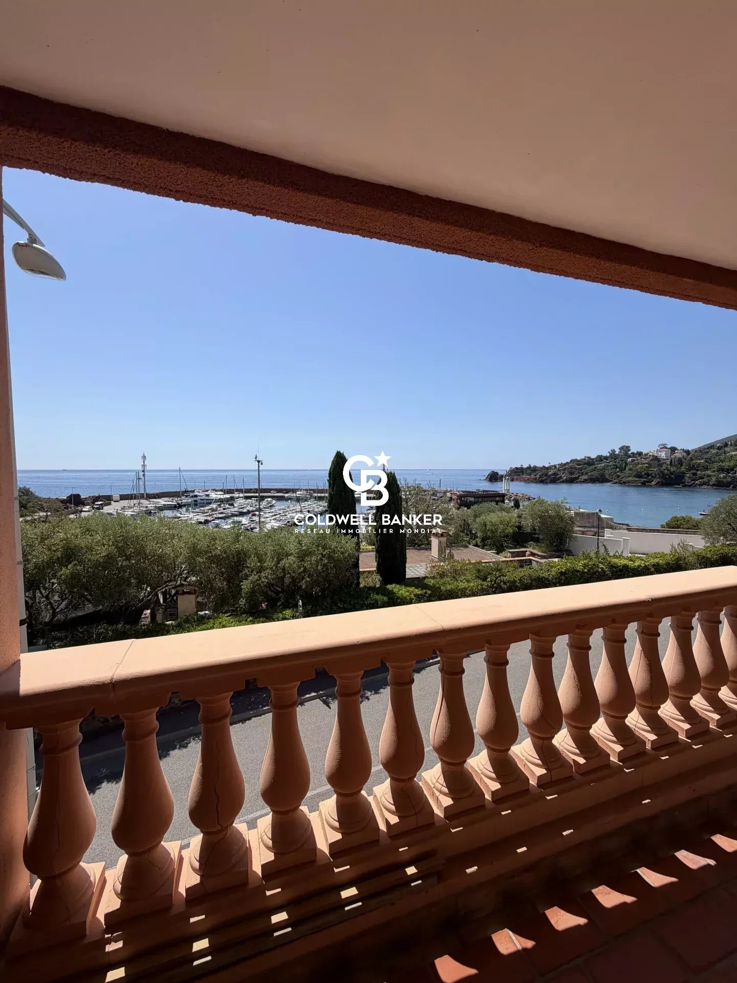 Superbe 2 pièces avec vue mer panoramique à Théoule-sur-Mer