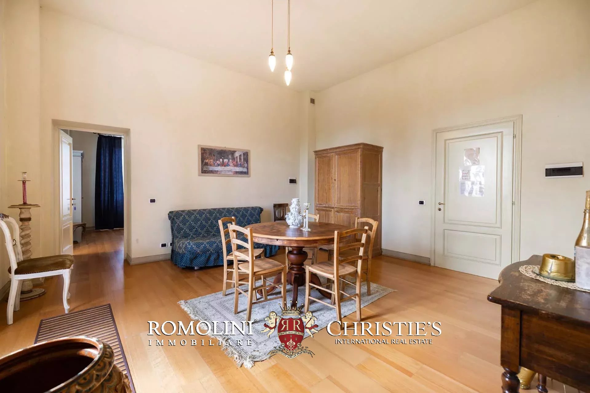 15 Bedroom Villa/Townhouse's Image 25
