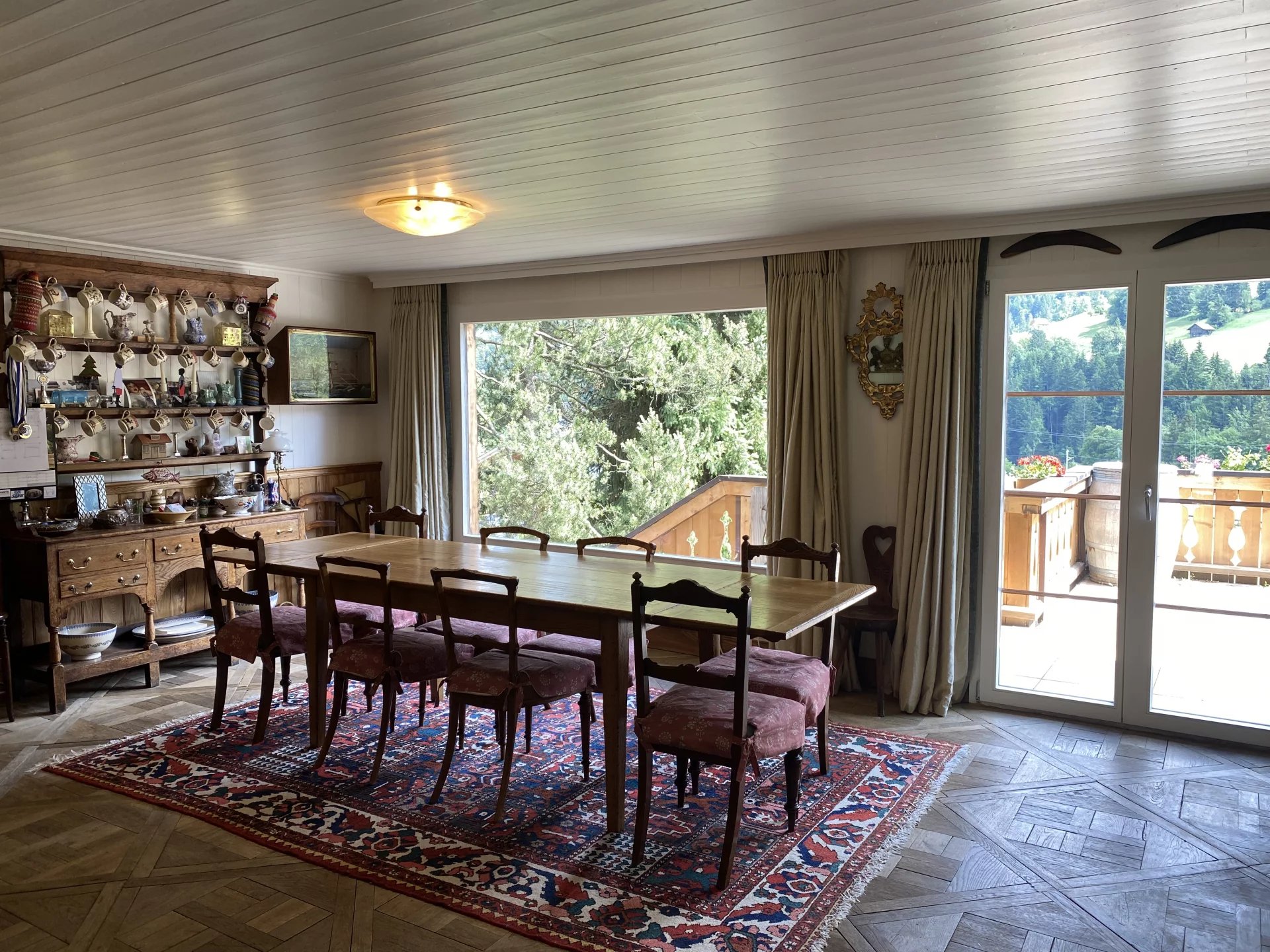 Seasonal rental Chalet Rougemont