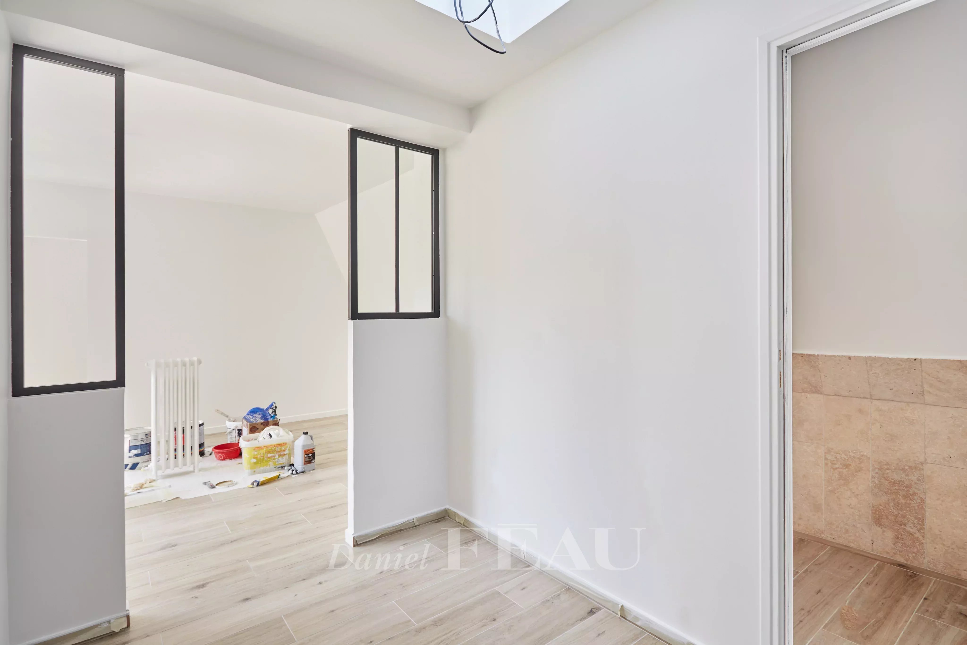 Sale Apartment Paris 8th