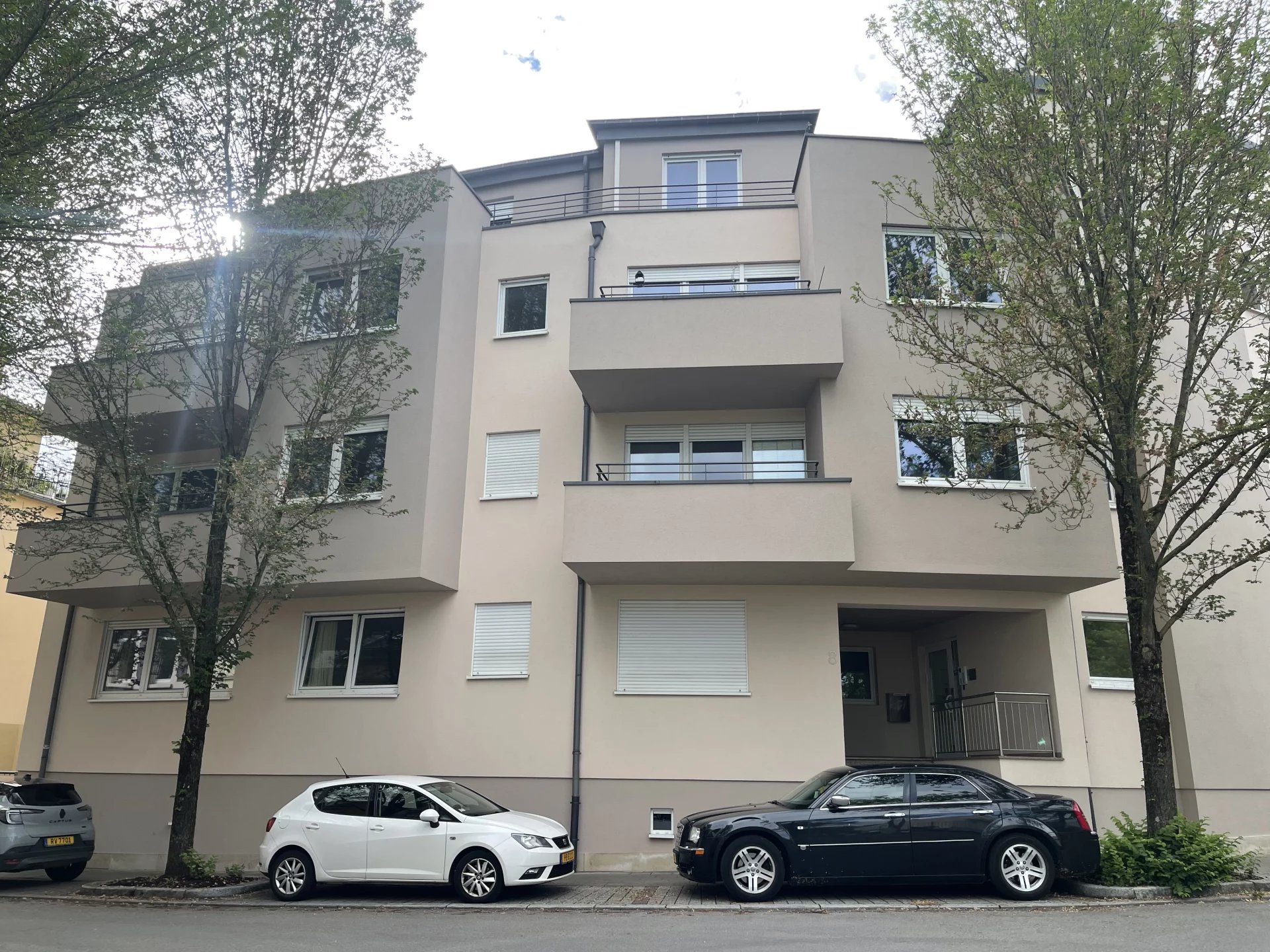 Agence immobilière de MG BUSINESS SOLUTIONS SARL